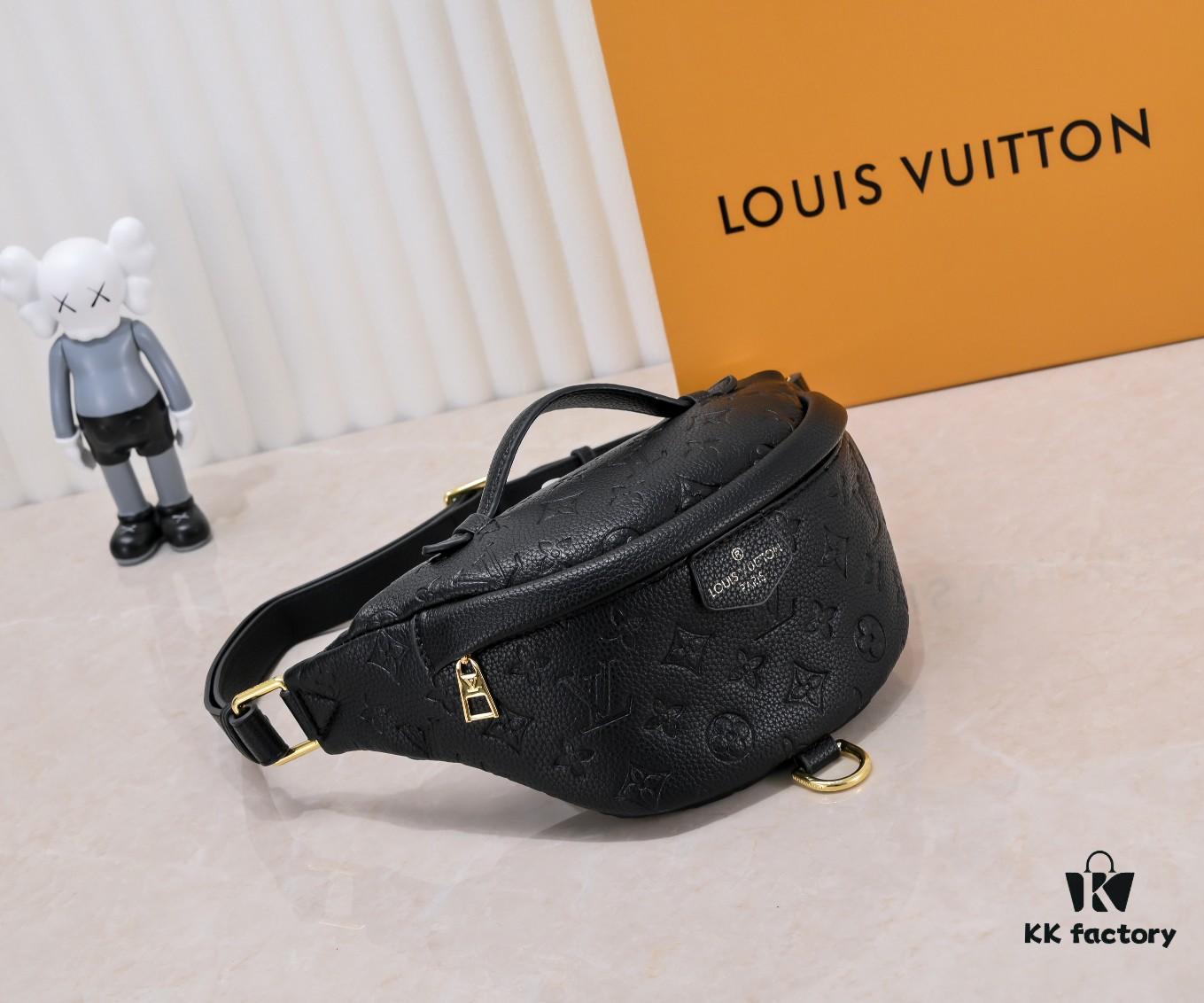 Exclusive Real Shot - Upgraded Version ‼️ Genuine Leather 🔥 Original Hardware with Full Steel Zipper Pulls 🐂 NEW WAVE Waist Bag M44812 Black White 🎏