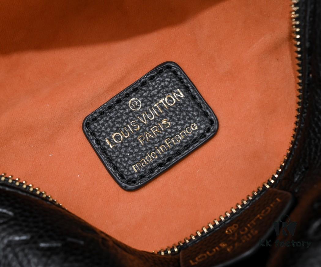 Exclusive Real Shot - Upgraded Version ‼️ Genuine Leather 🔥 Original Hardware with Full Steel Zipper Pulls 🐂 NEW WAVE Waist Bag M44812 Black White 🎏