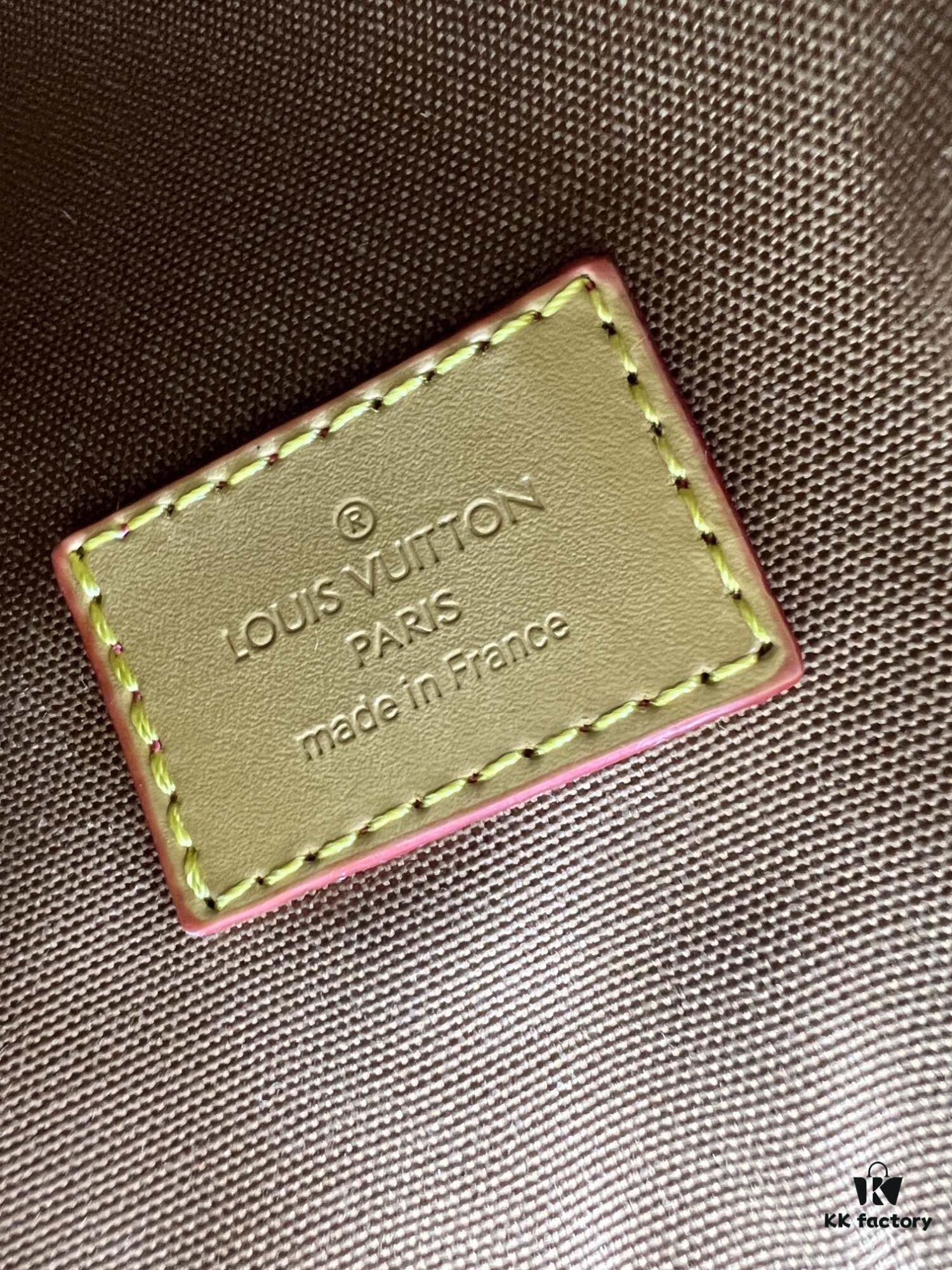 M40077 M90955 Vintage Louis Vuitton Tikal GM - Gold Studs (Small Gold Beans) Classic Coffee Pattern