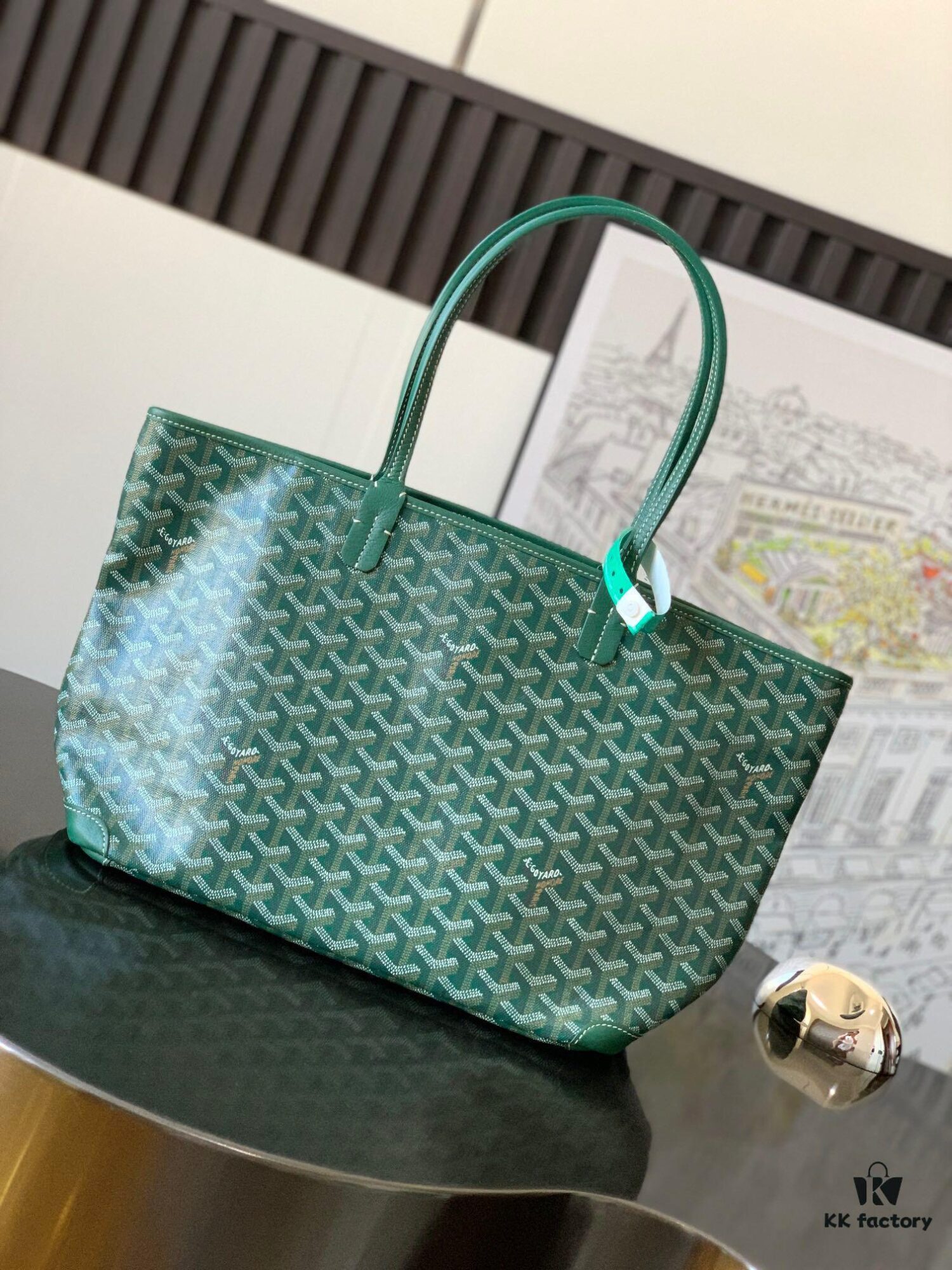 Small Artois Small Bag (Zippered Tote) - A structured tribute to the iconic Saint Louis bag, featuring enhanced security and privacy with leather corners and zip closure