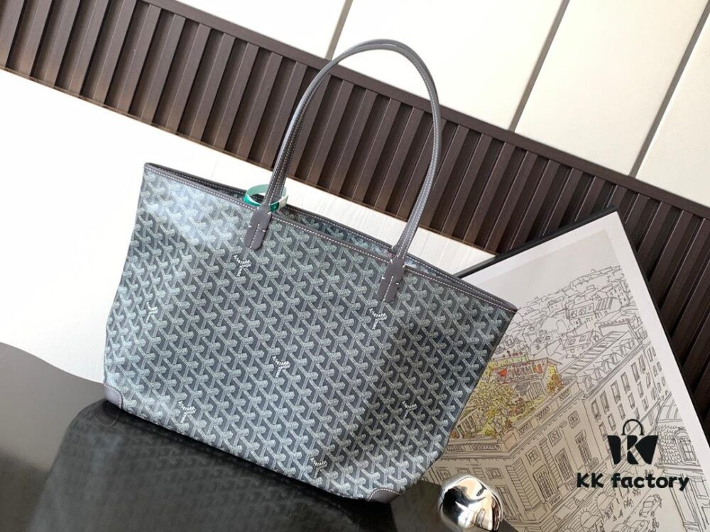 Medium Artois Zippered Tote Bag