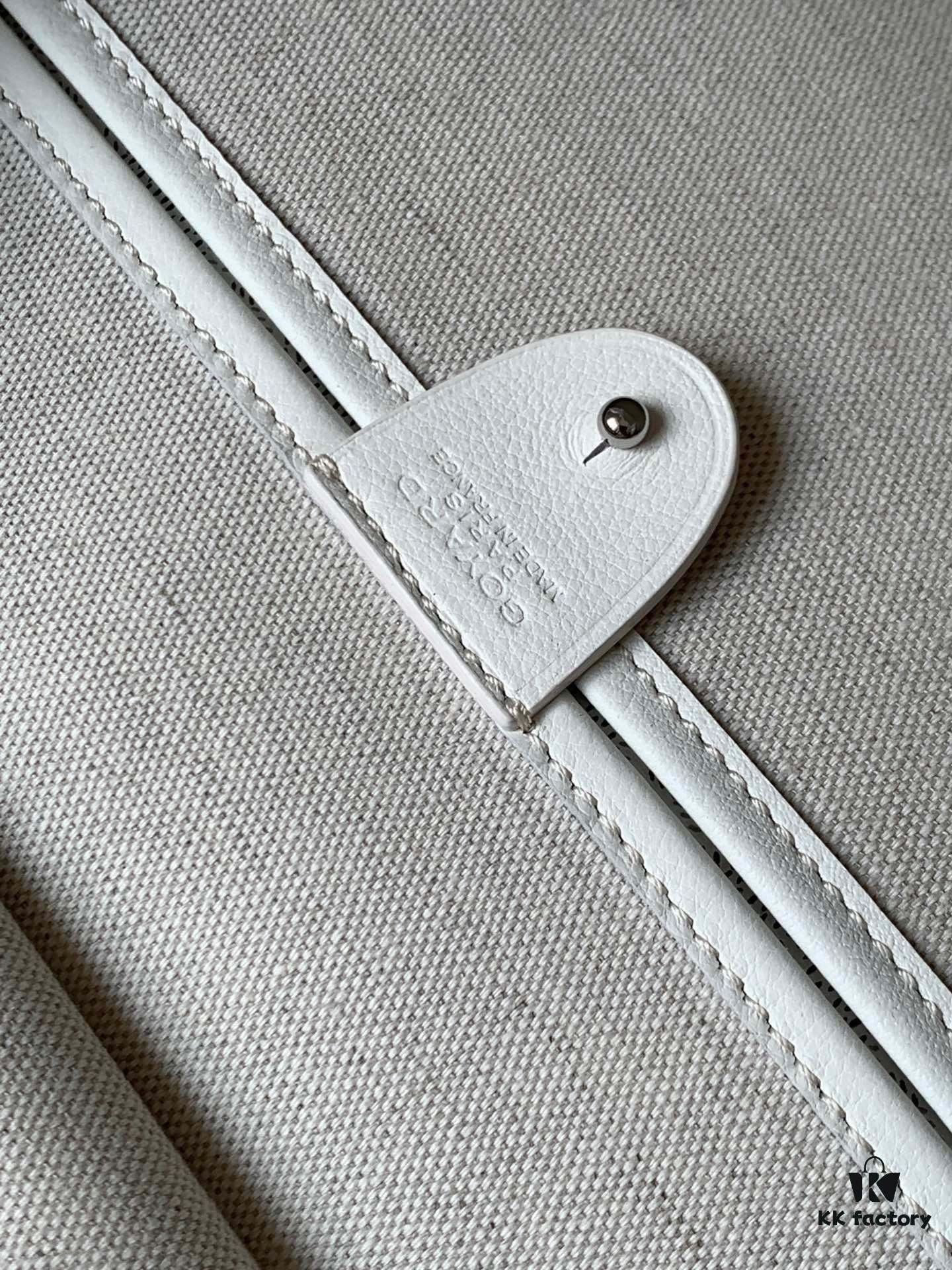 Medium Artois Zippered Tote Bag