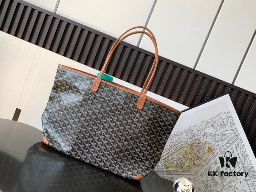 Medium Artois Zippered Tote Bag