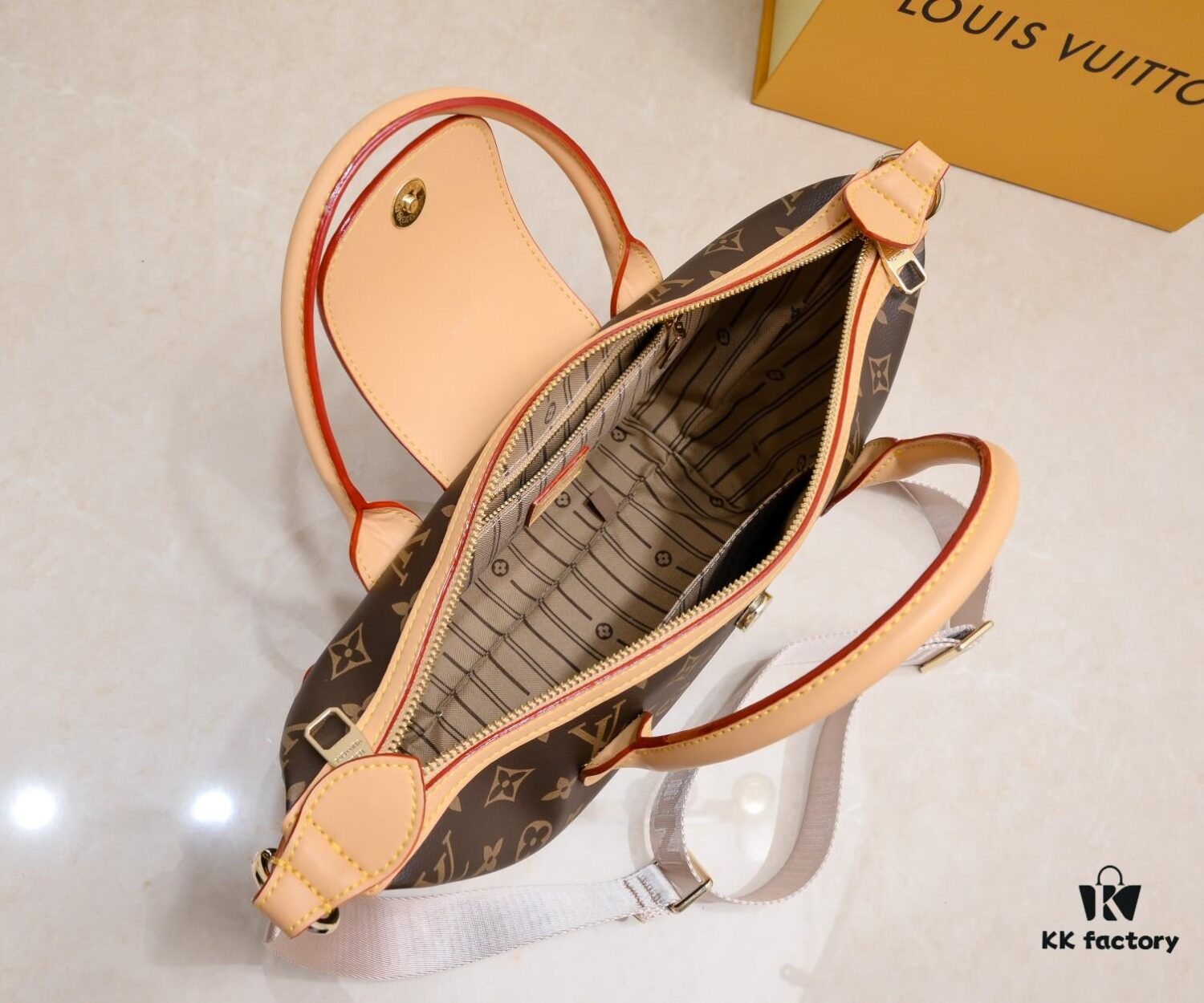 Exclusive Real Shot - Upgraded Version! New Arrival for Spring and Summer 2023! Louis Vuitton 2023 Bestselling Handheld & Crossbody Practical Fashion Style