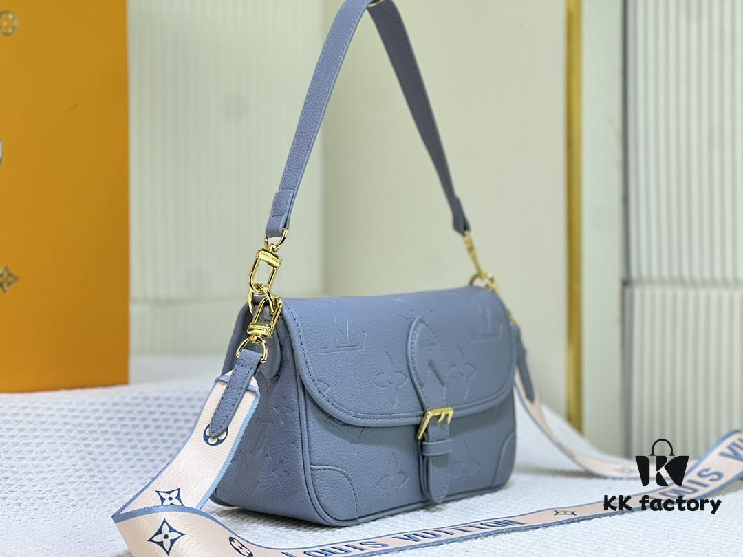 M46386 M46388 M45985 M45683 M45684 Full Leather Baguette Bag Series New Diane Handbag