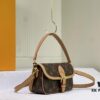 M83300 M45985 Baguette Collection New Diane Handbag