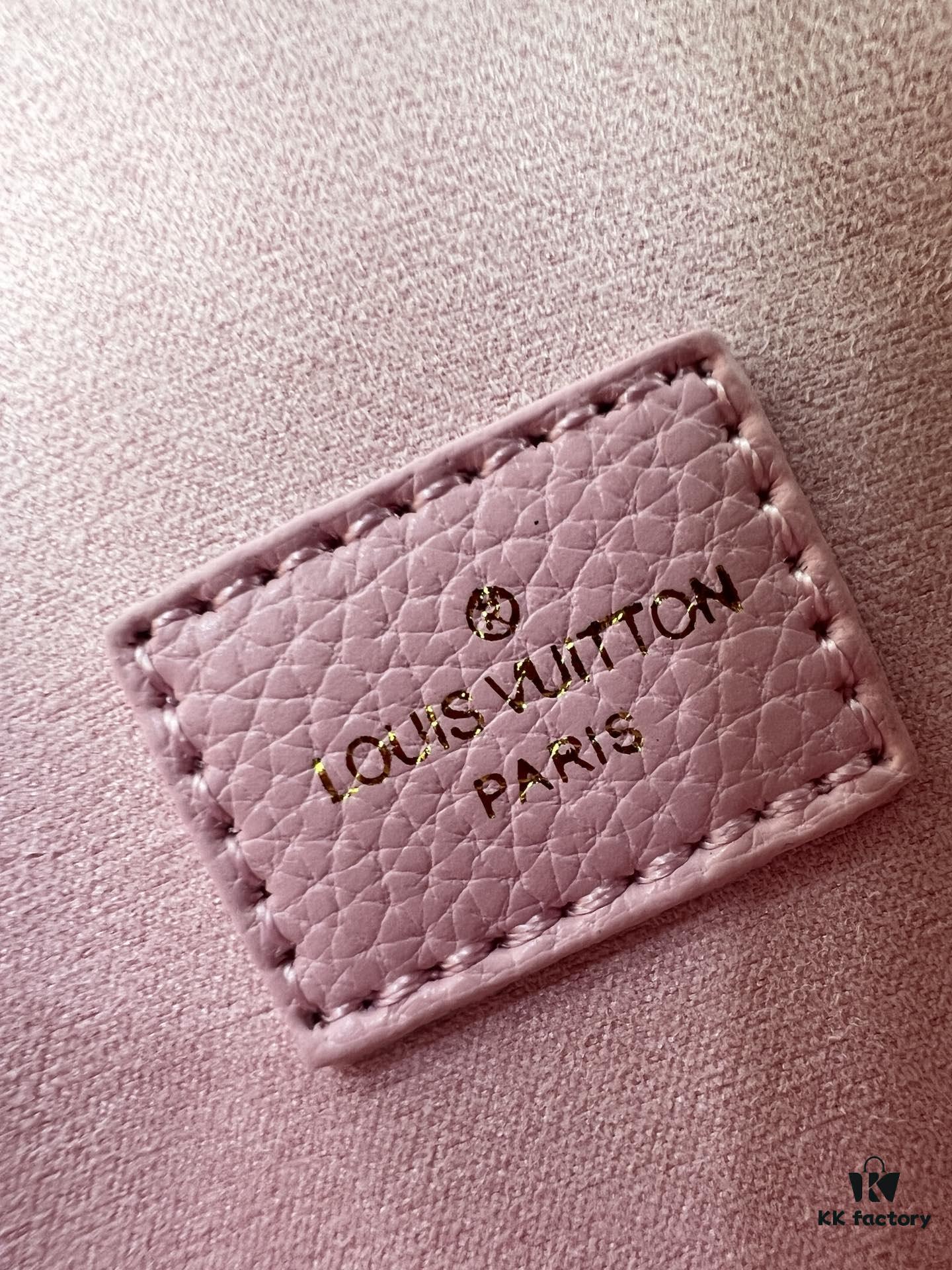 M83300 M45985 Baguette Collection New Diane Handbag