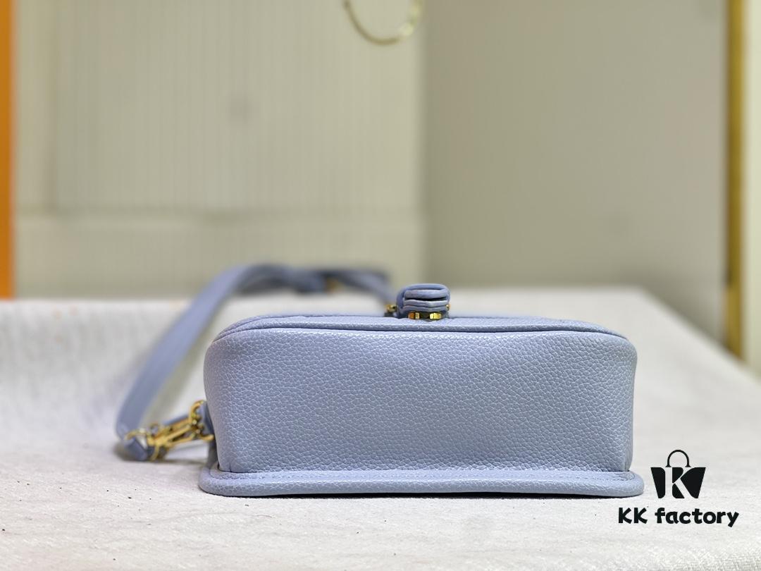 M83300 M45985 Baguette Collection New Diane Handbag