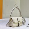 M83300 M45985 Baguette Collection New Diane Handbag
