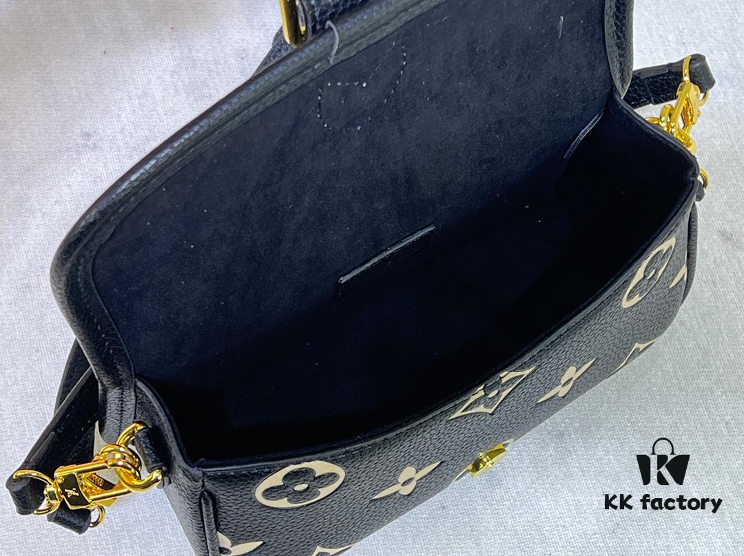 M83300 M45985 Baguette Collection New Diane Handbag