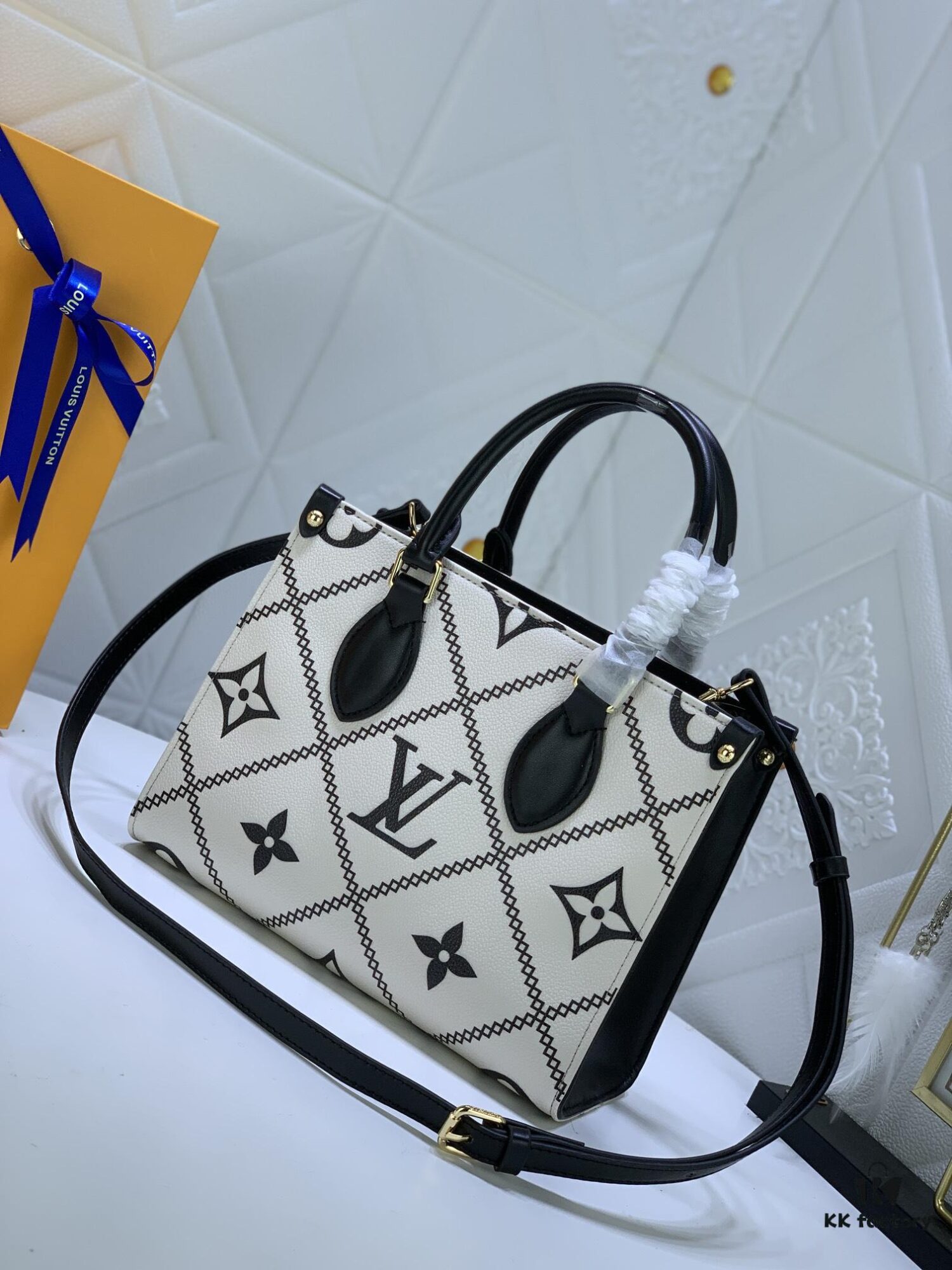 Large, Medium, Small Size Upgraded Original Version New Model with Matching Embossing Louis Vuitton OnTheGo Tote Bag