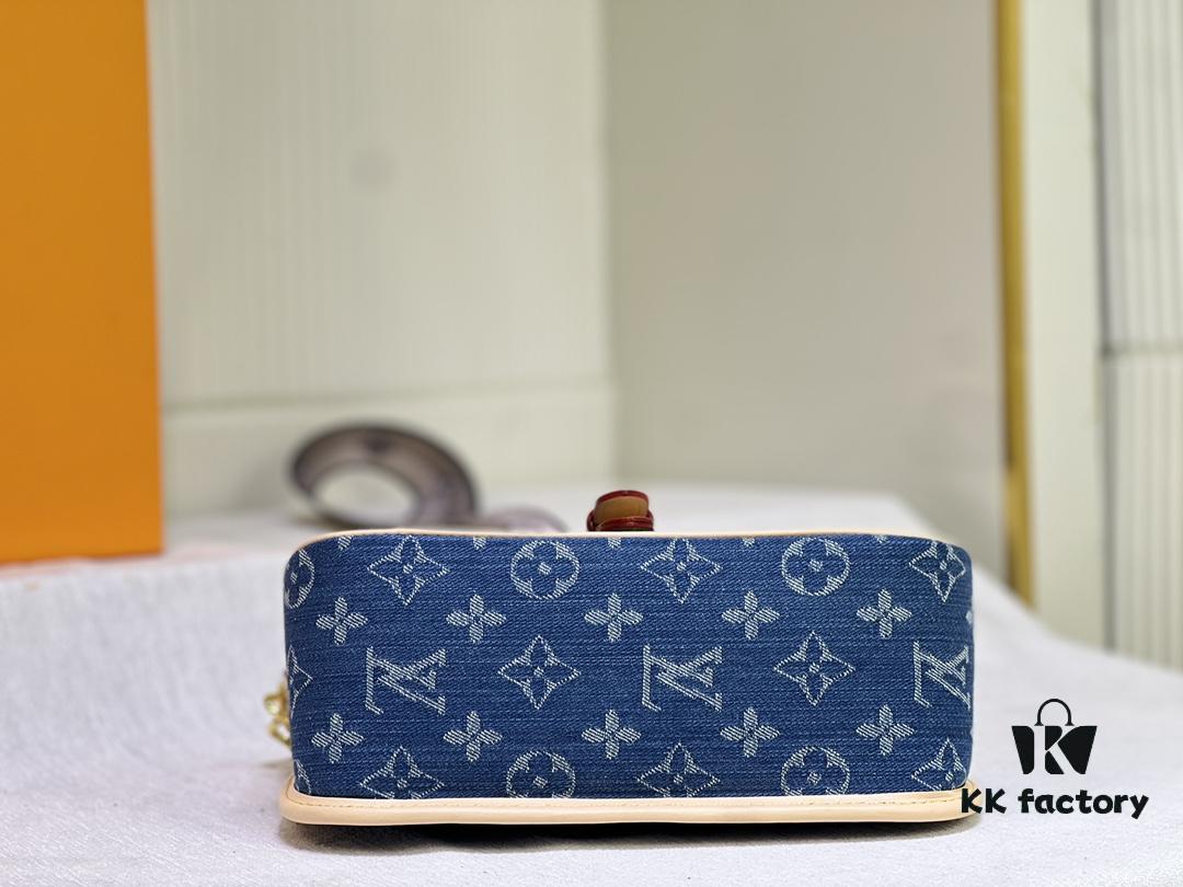 M46386 M45985 Denim Baguette Diane Handbag