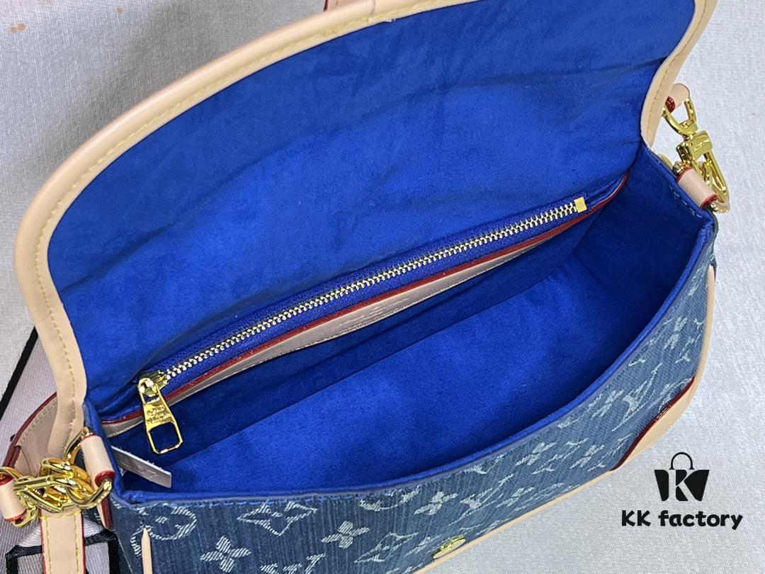 M46386 M45985 Denim Baguette Diane Handbag