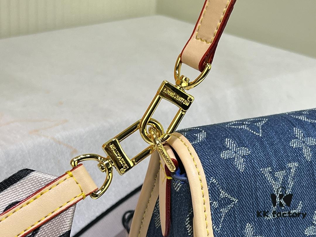 M46386 M45985 Denim Baguette Diane Handbag