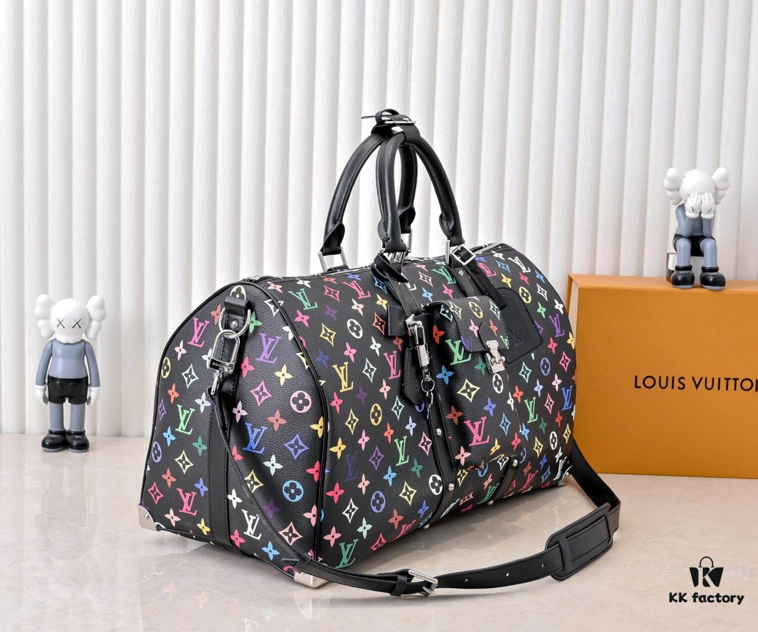 New Arrival M13742 White Color Black Color Travel Bag LV x TM KEEPALL BANDOULIÈRE 45