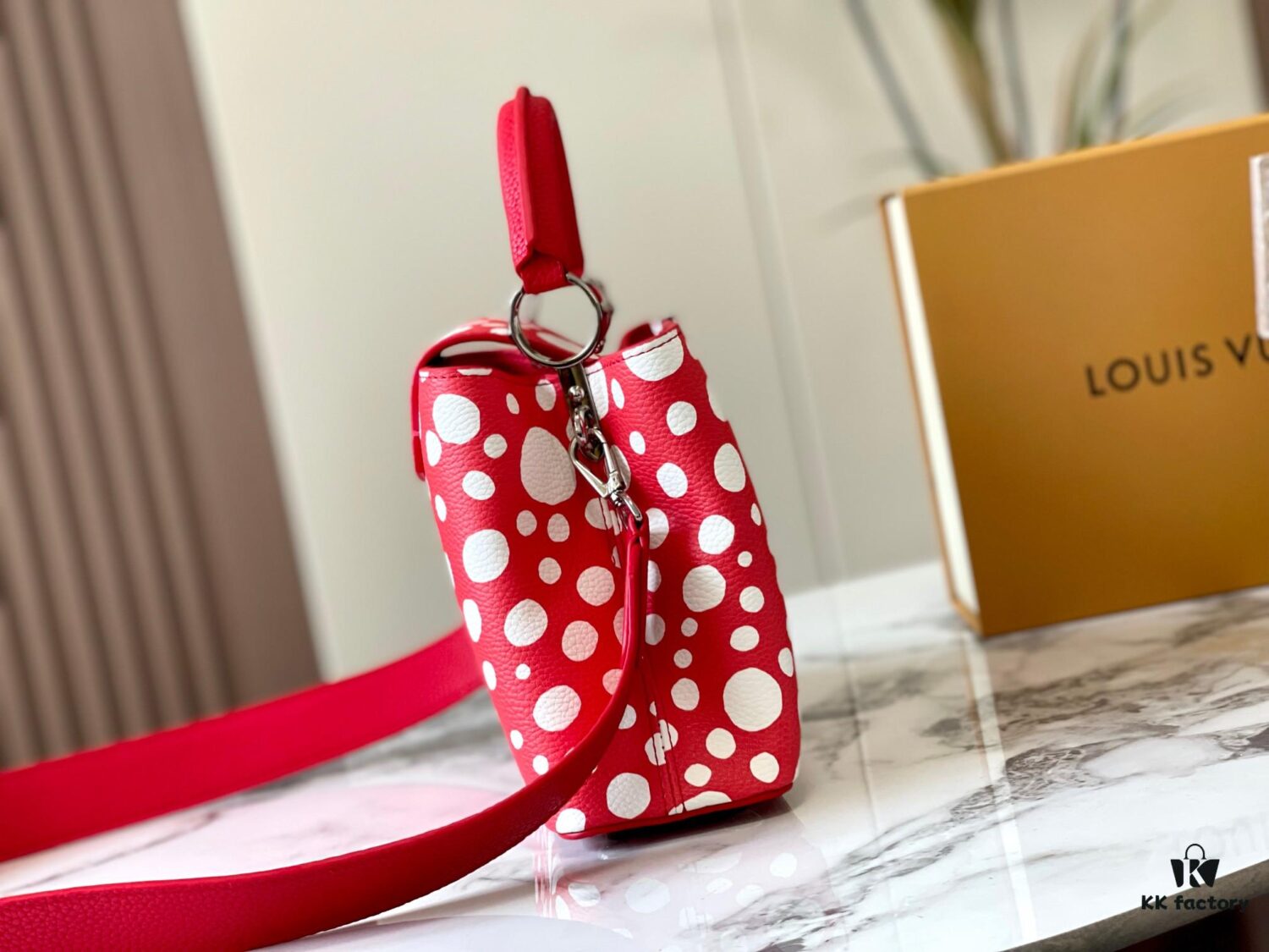 Upgraded M21663 LV x YK Capucines Small Handbag