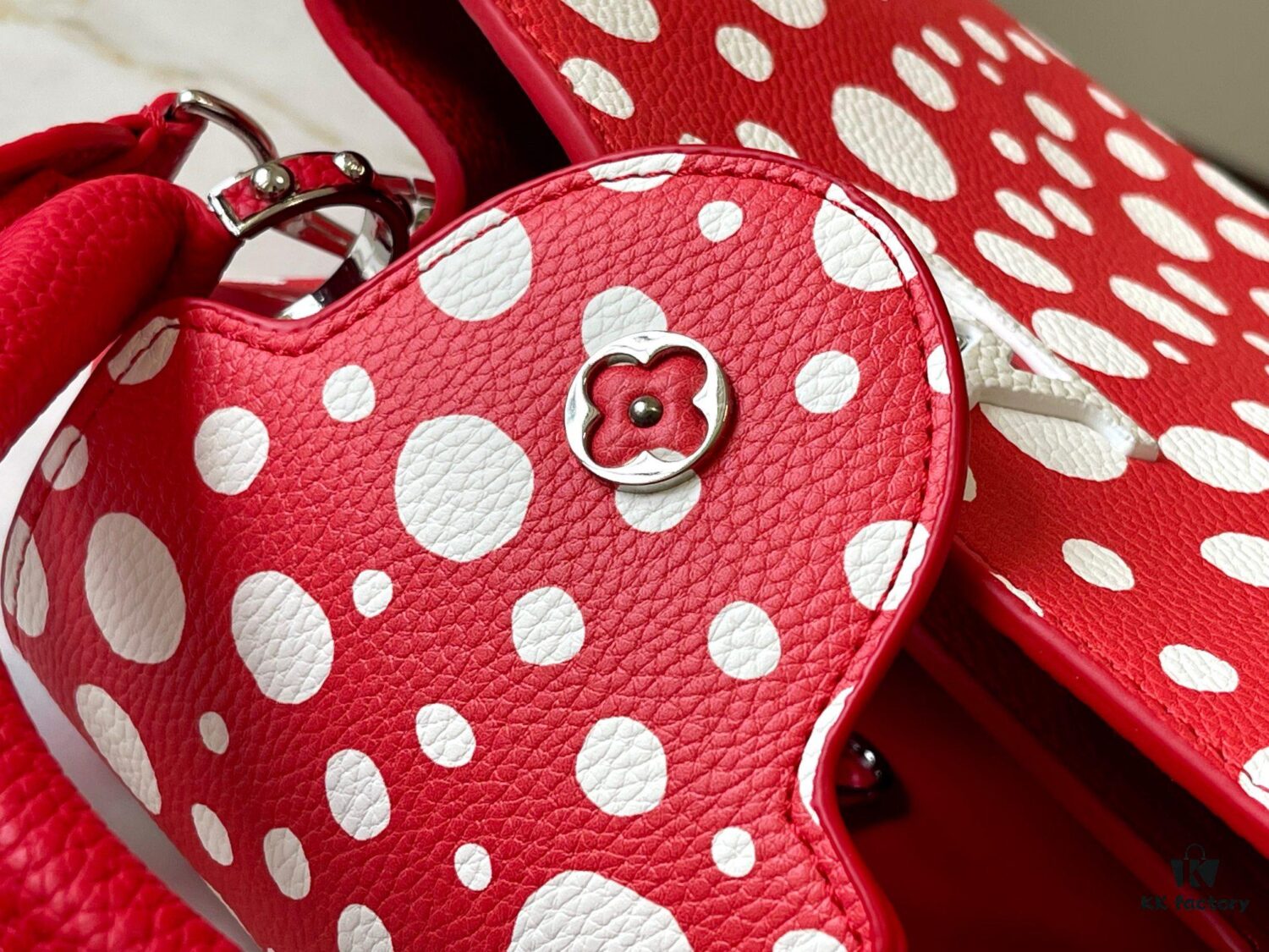 Upgraded M21663 LV x YK Capucines Small Handbag