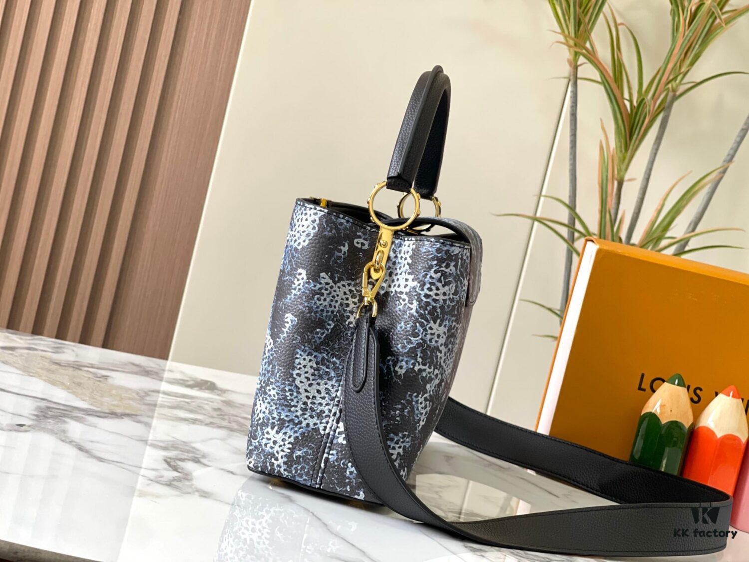 Upgraded M21728 Yayoi Kusama's Infinity Net Series Inspired LV x YK Capucines Medium Handbag