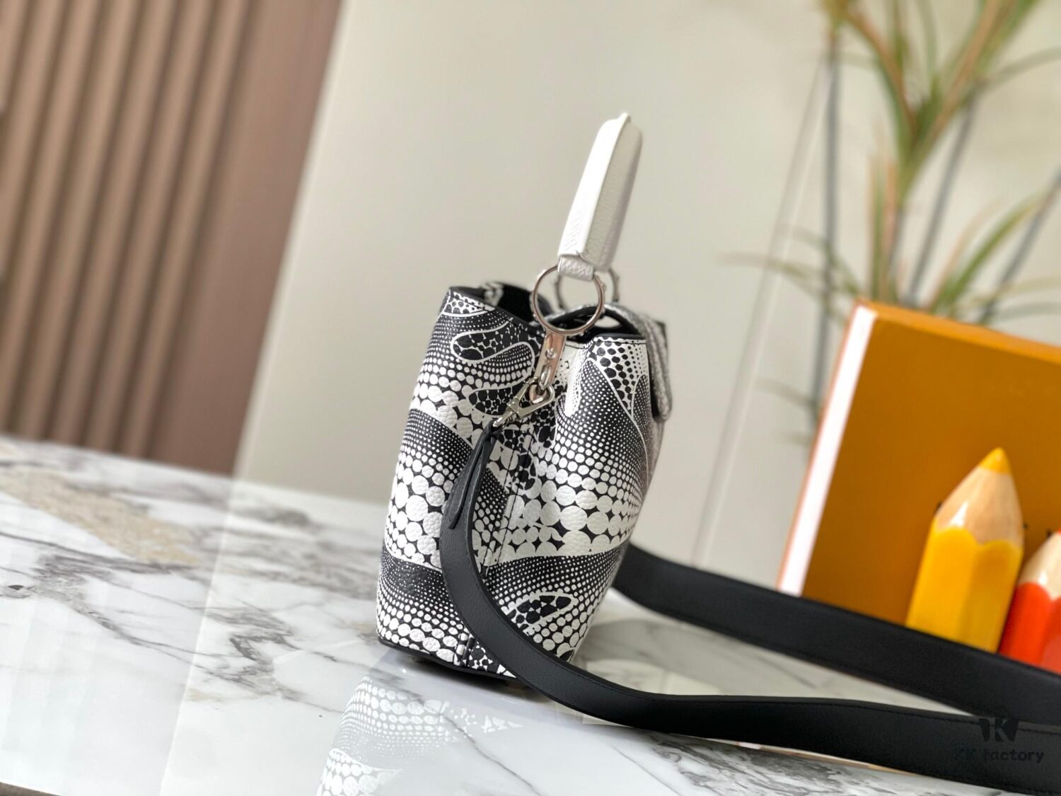 Upgraded Version M21704 LV x YK Capucines BB Bag