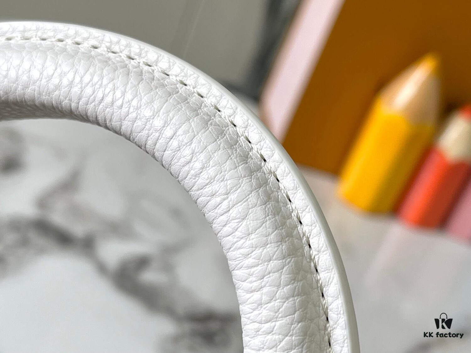 Upgraded Version M21704 LV x YK Capucines BB Bag