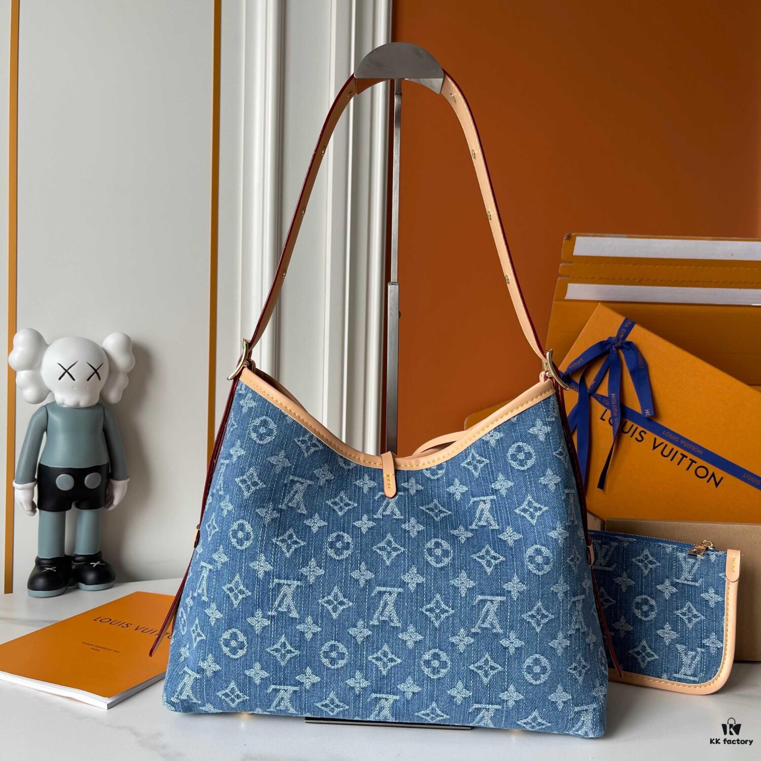 Upgraded Version 180 190 [Original Order Fabric, Original Version Price, Upgraded Quality] M13289 M46197 M46203 M11843 M13014 M24861 M25143 This CarryAll Medium Tote Bag Features the Monogram Denim Pattern from 2005 Printed on Cotton Canvas, Finished with Louis Vuitton's Expert Bleaching Technique for a Washed Effect