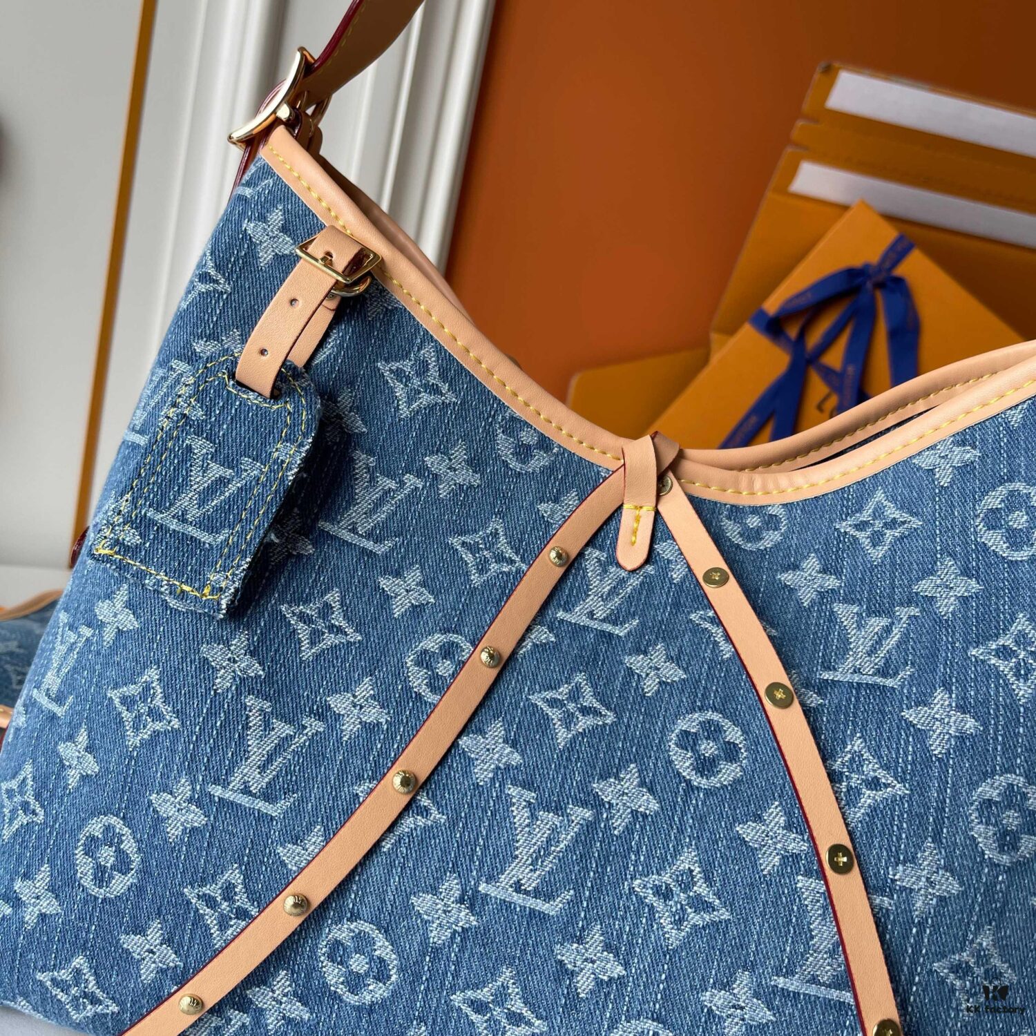 Upgraded Version 180 190 [Original Order Fabric, Original Version Price, Upgraded Quality] M13289 M46197 M46203 M11843 M13014 M24861 M25143 This CarryAll Medium Tote Bag Features the Monogram Denim Pattern from 2005 Printed on Cotton Canvas, Finished with Louis Vuitton's Expert Bleaching Technique for a Washed Effect