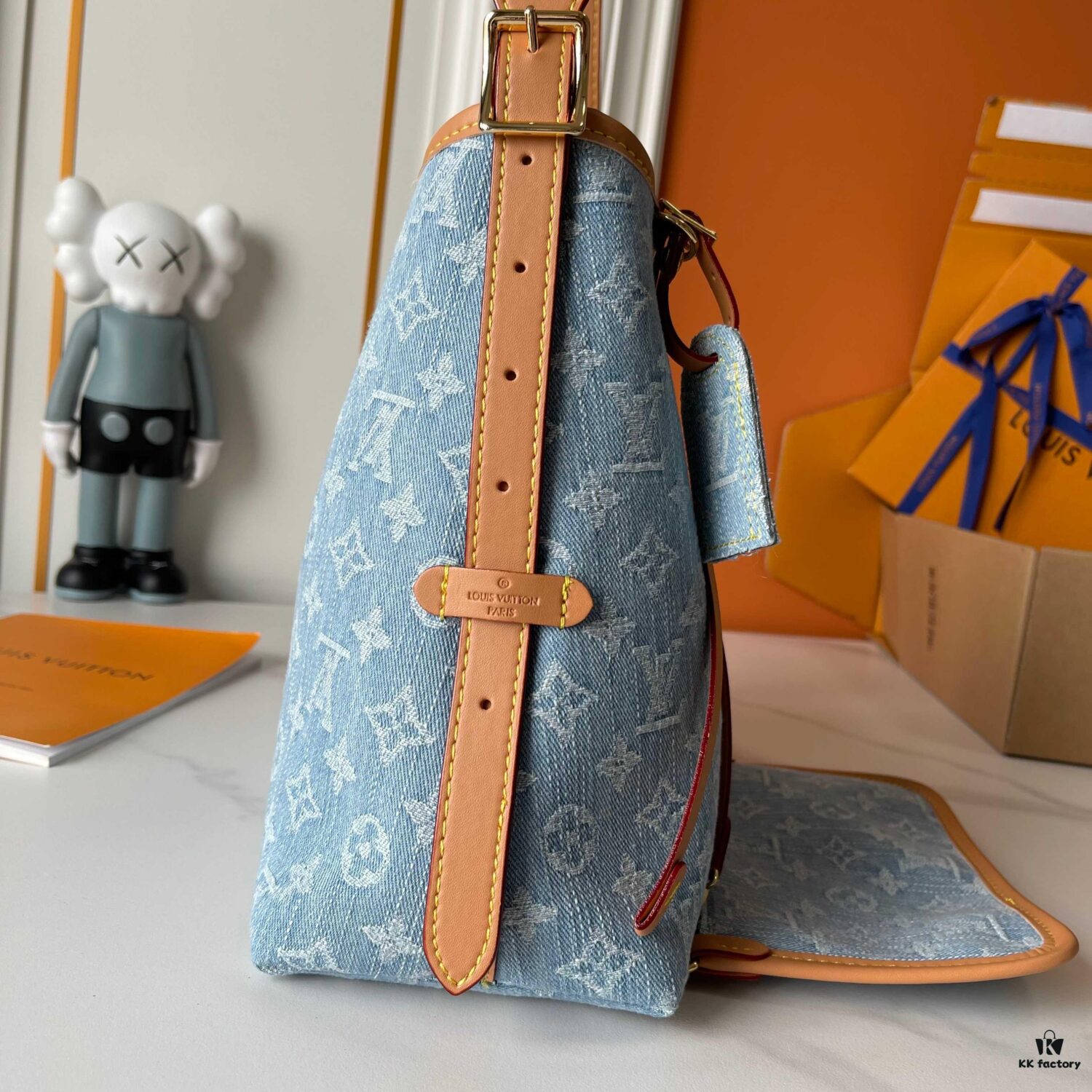 Upgraded Version 180 190 [Original Fabric, Original Pattern, Upgraded Quality] M13289 M46197 M46203 M11843 M13014 M24861 M25143 This CarryAll Medium Tote Bag