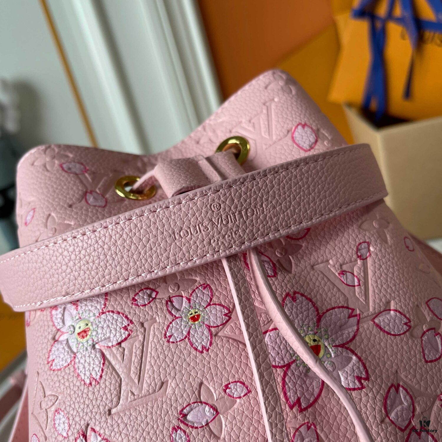 Upgraded Version 170 M13676 M44021 NeoNoe BB Bucket Bag from Louis Vuitton × Takashi Murakami Reissue Collection