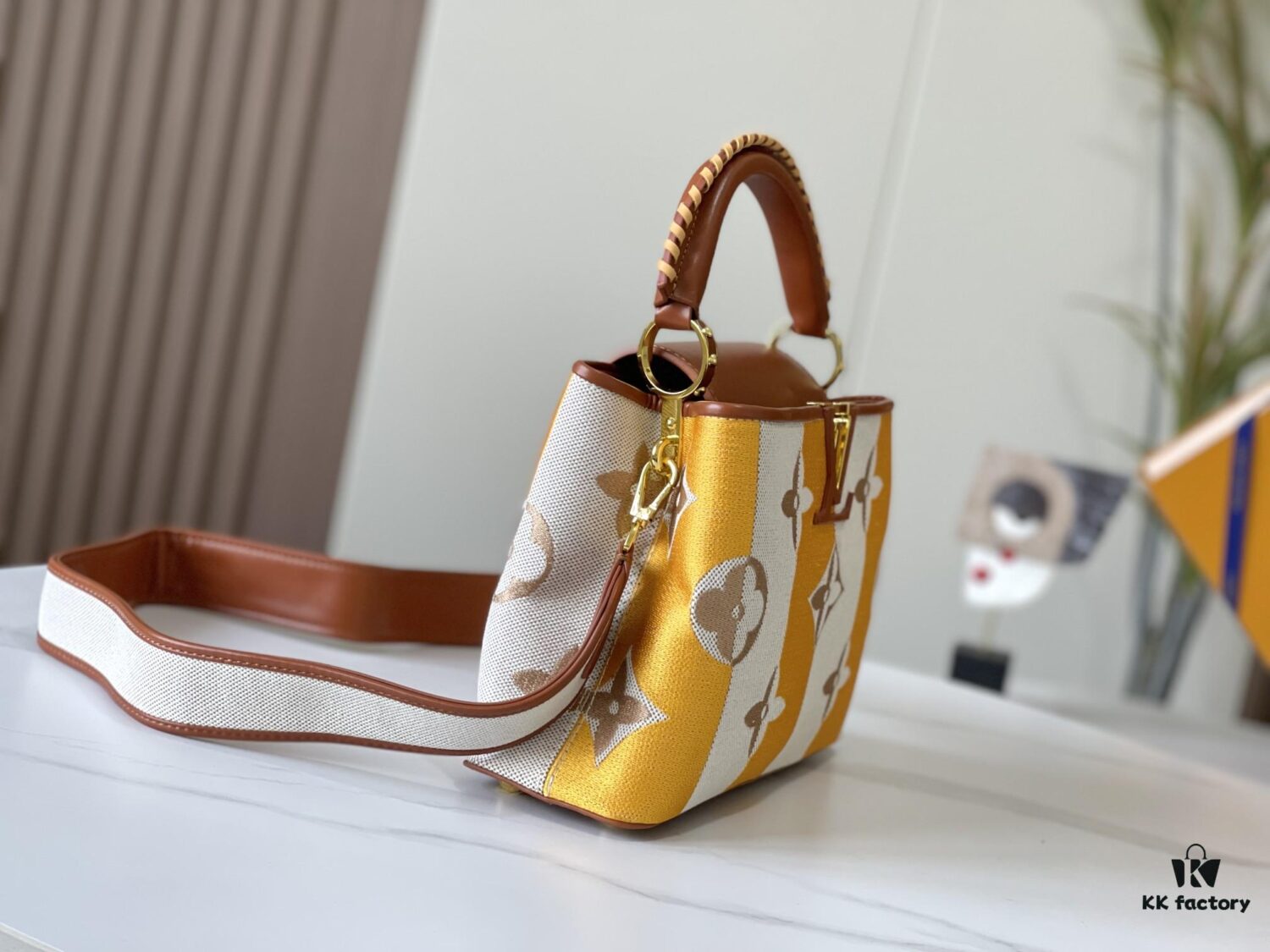 Upgraded Official Version 💋 M57651 Embroidered Orange-Brown Gold Buckle Small Size