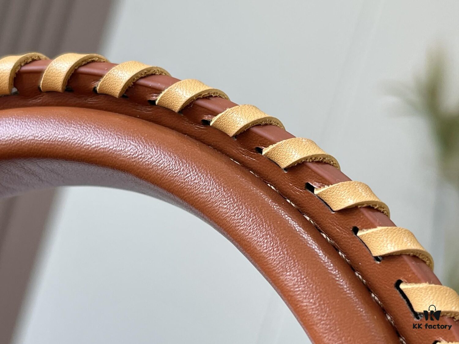 Upgraded Official Version 💋 M57651 Embroidered Orange-Brown Gold Buckle Small Size