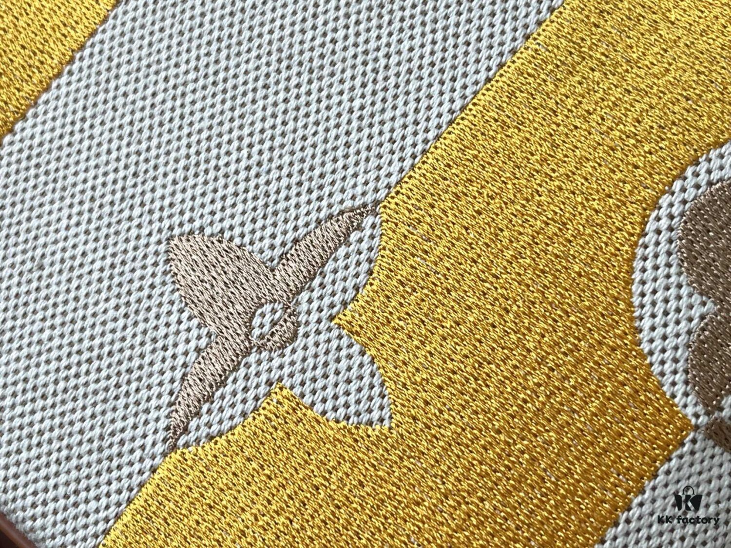 Upgraded Official Version 💋 M57651 Embroidered Orange-Brown Gold Buckle Small Size