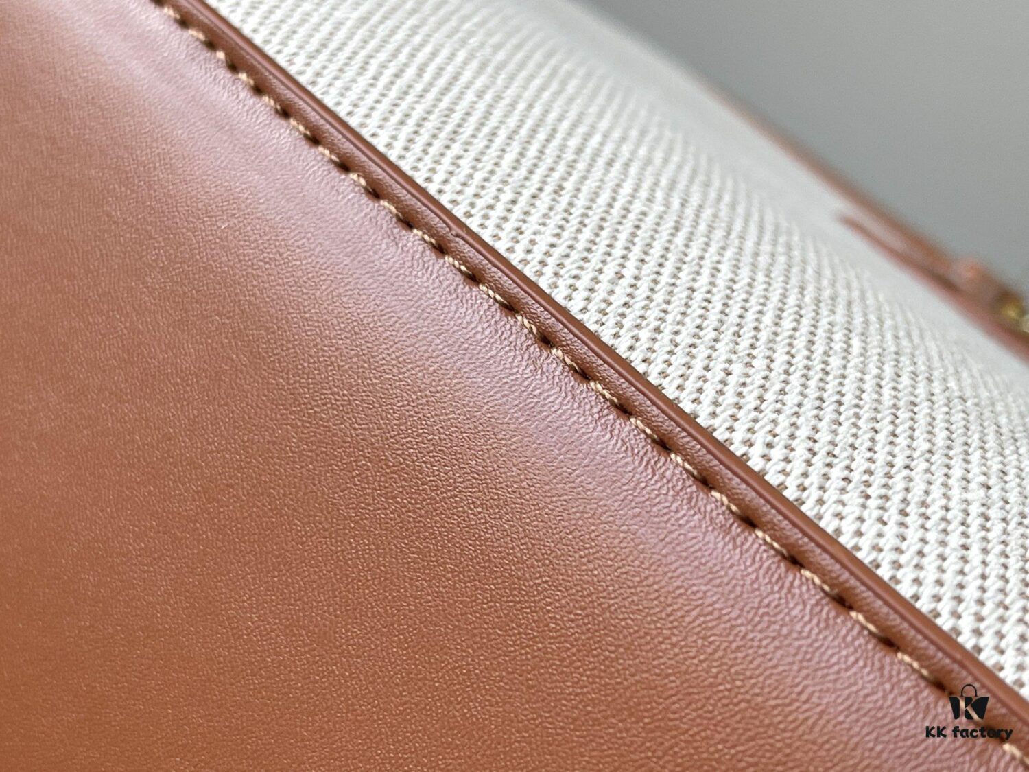 Upgraded Official Version 💋M57361 Embroidered White Beige Gold Buckle Medium Size