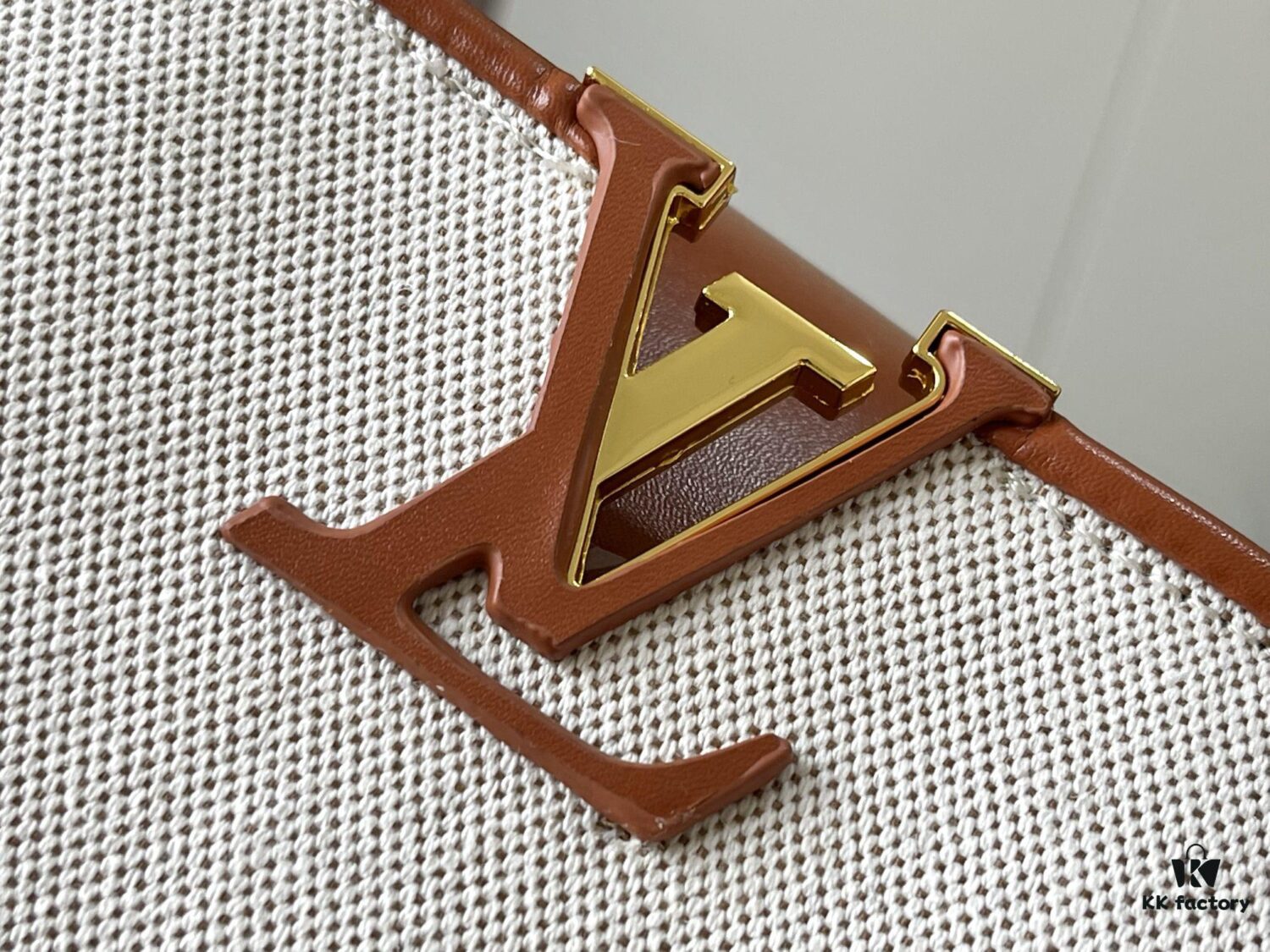 Exclusive On-Site Photo - Factory Direct Official Version 💋 M57651 Embroidered White, Brown and Gold Hardware Mini Capucines BB Bag