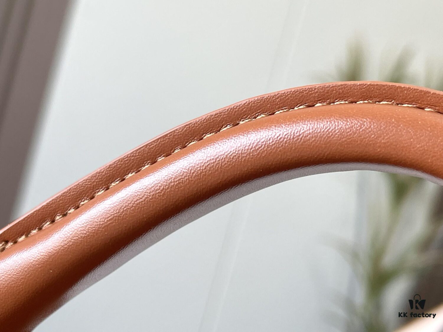 Exclusive On-Site Photo - Factory Direct Official Version 💋 M57651 Embroidered White, Brown and Gold Hardware Mini Capucines BB Bag