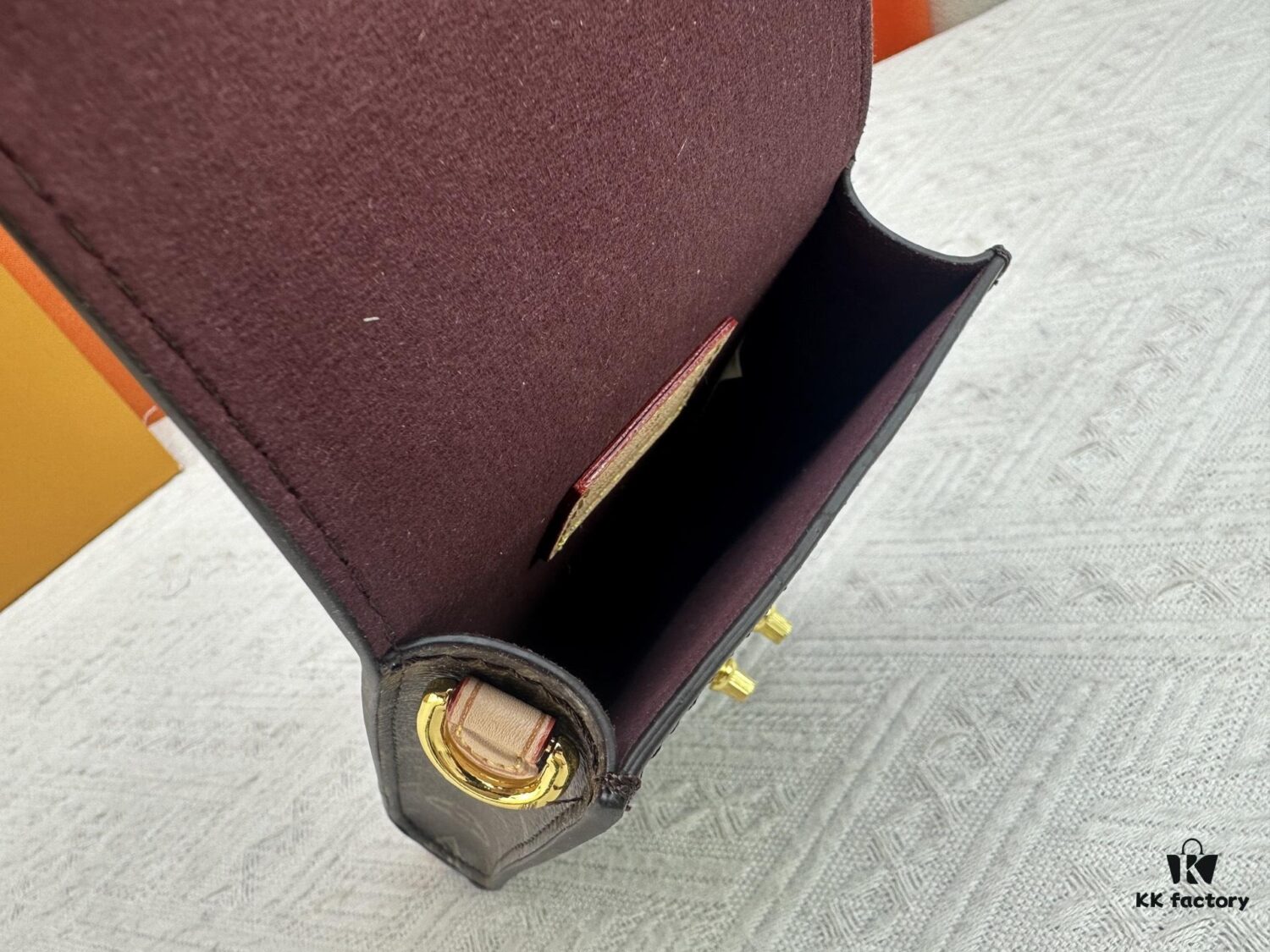 Upgraded Original M13572 Métis Phone Case Inspired by Louis Vuitton's Classic Luggage