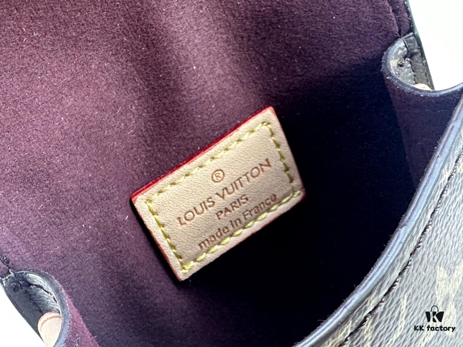 Upgraded Original M13572 Métis Phone Case Inspired by Louis Vuitton's Classic Luggage