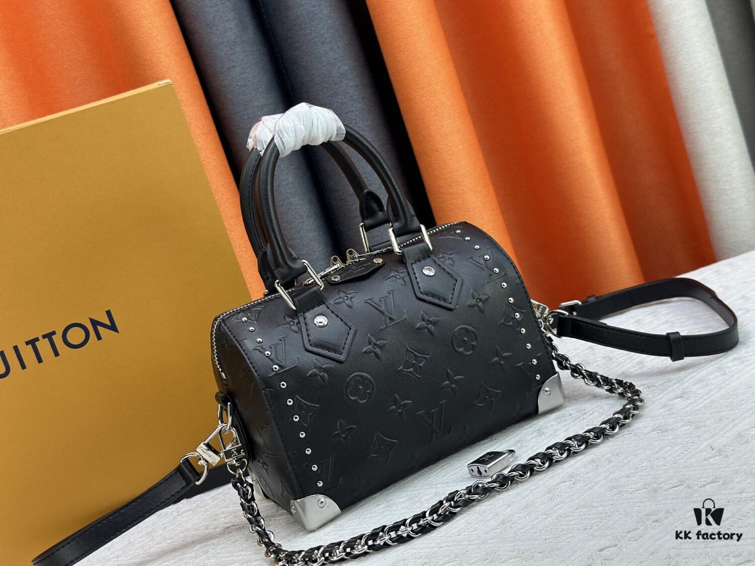 M13146 M14575 Speedy Trunk Handbag