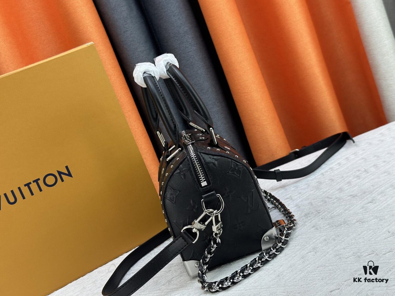 M13146 M14575 Speedy Trunk Handbag