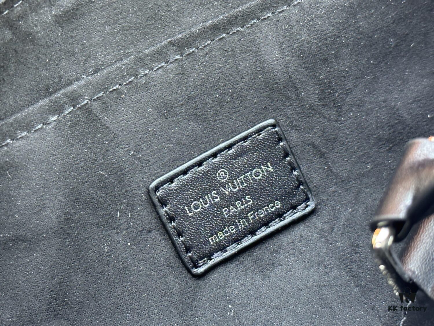 M13146 M14575 Speedy Trunk Handbag