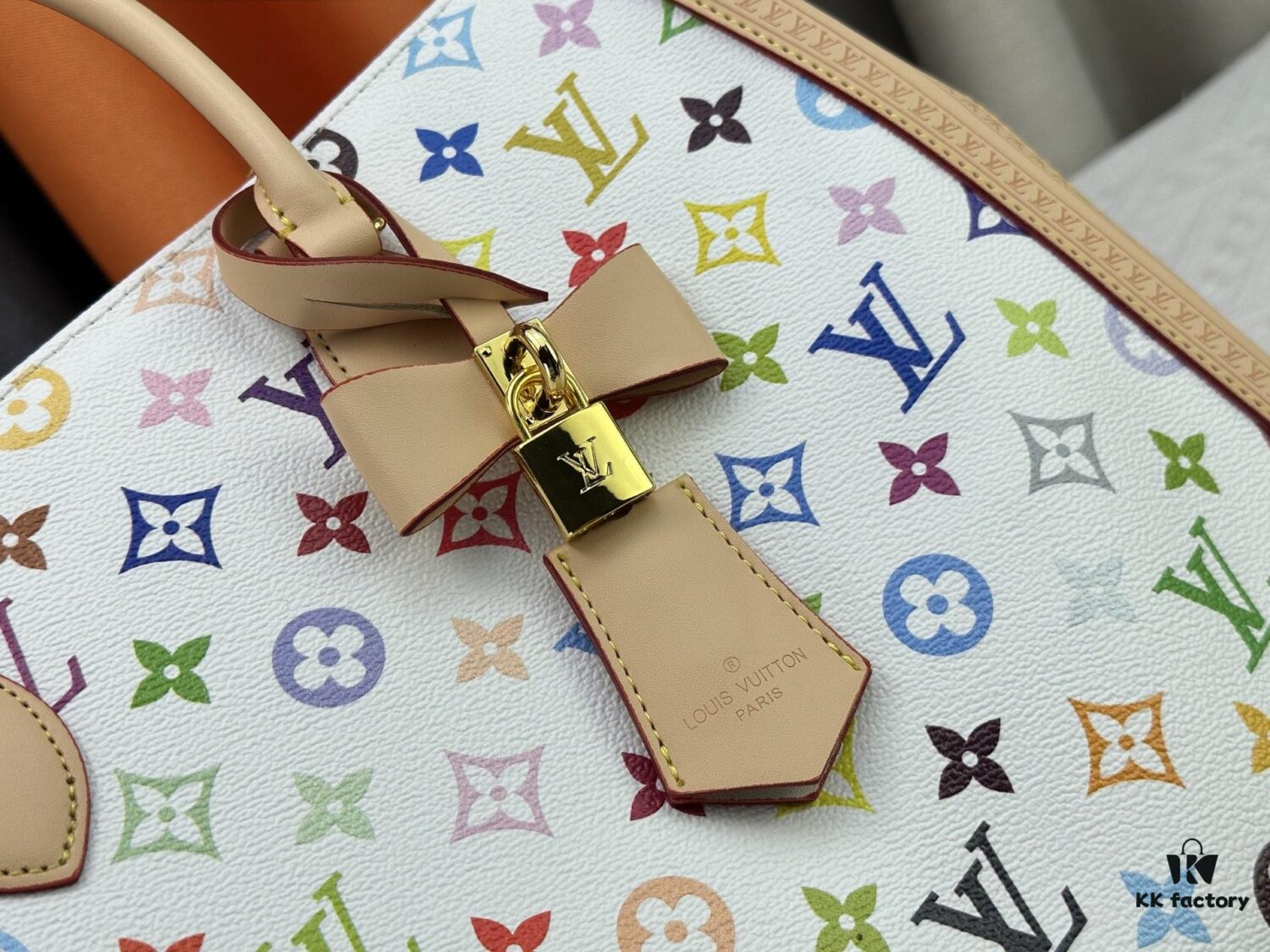 M13079 New White Tricolor Louis Vuitton x Takashi Murakami Women's Shoulder Bag, Tote Bag Size 34