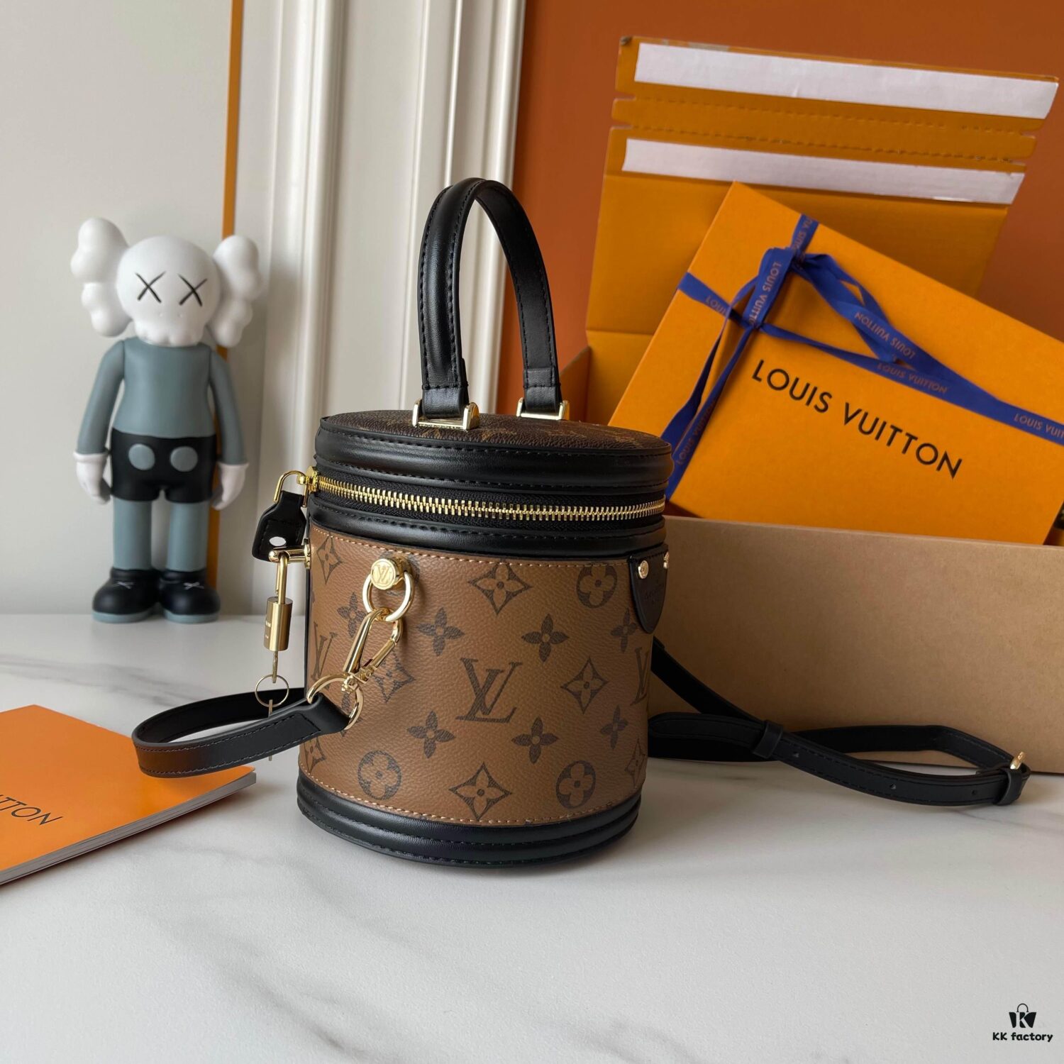 Upgraded 170 Quality! M43986, 62788 Inspired by the Historic LV Cannes Makeup Case