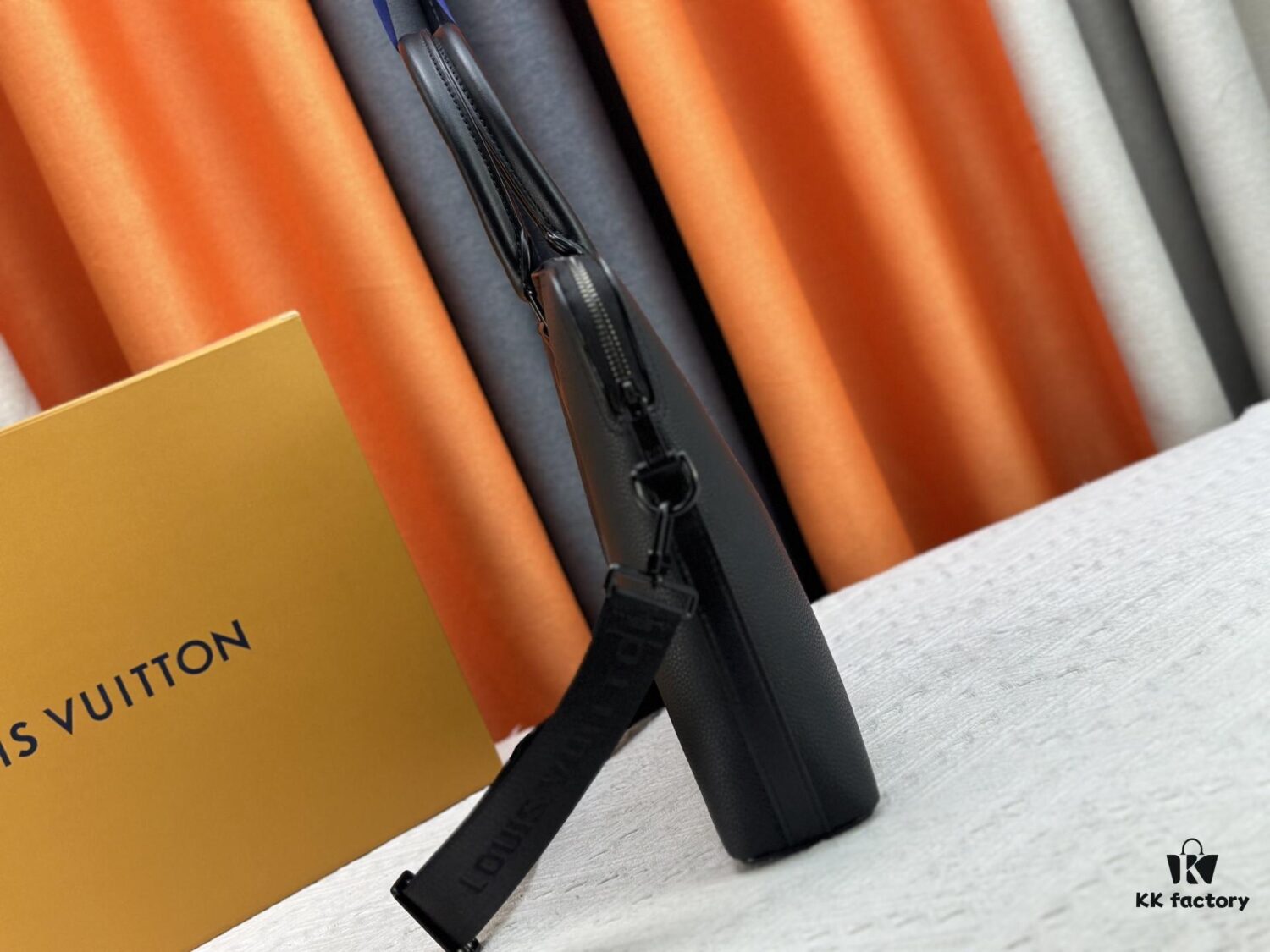 M59159 Black Top-Quality Original Surplus Briefcase