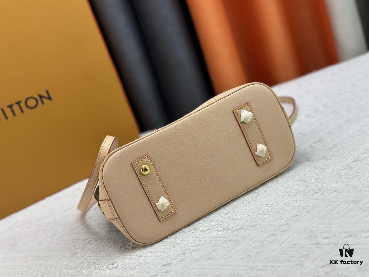 M53152 M13670 Louis Vuitton Alma BB Bag