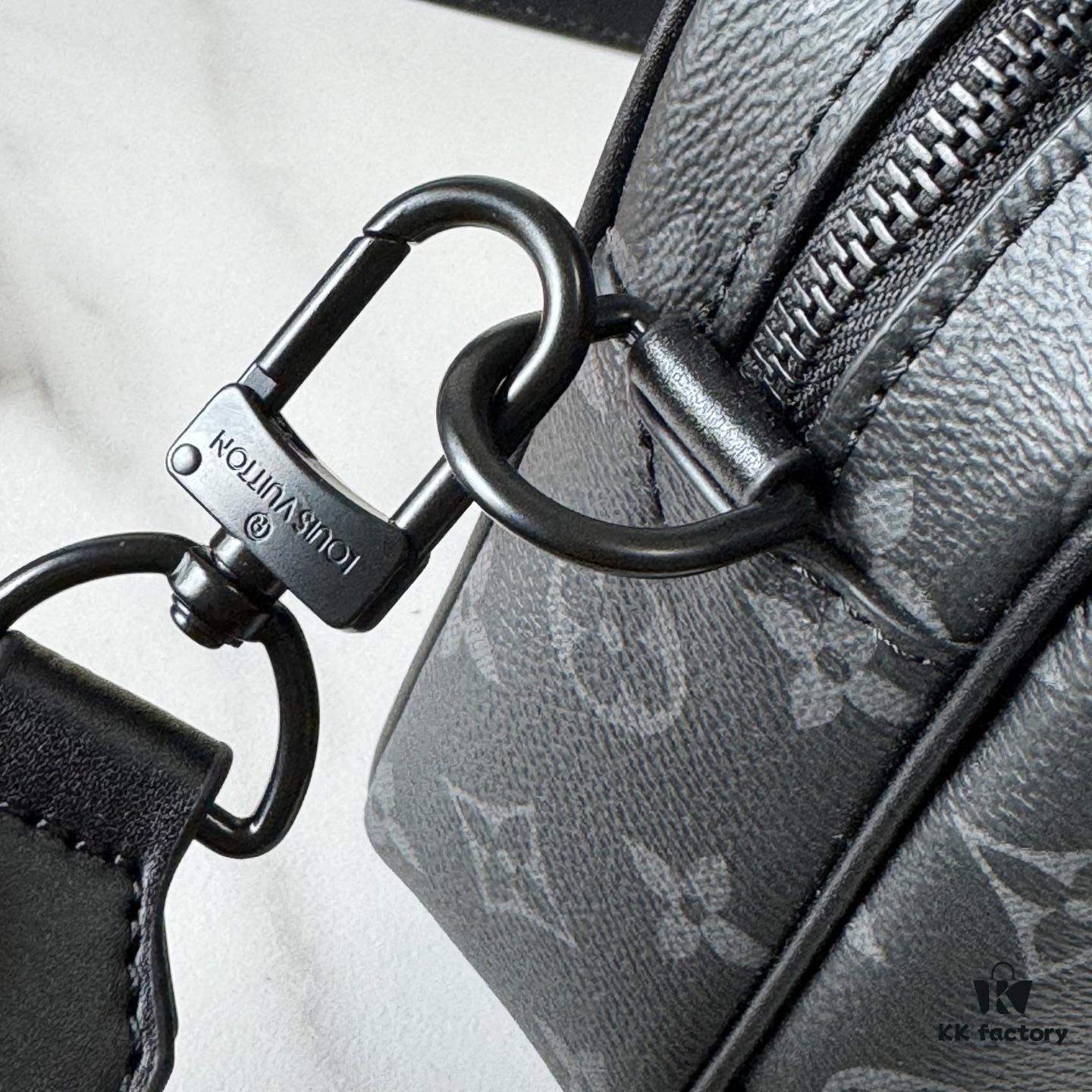 Upgraded M46795 M23742 Black Floral Embossed Men's Latest Steamer Messenger Bag