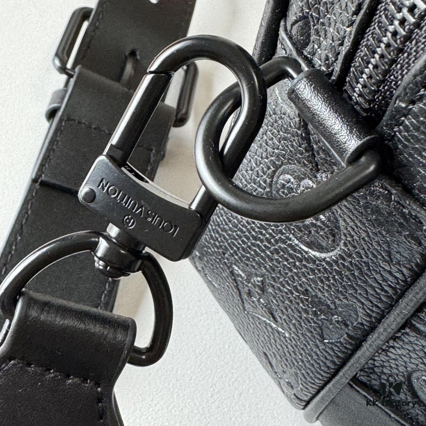 Upgraded Version M46795 M23742 Black Flower Embossed Men's Latest Collection Steamer Messenger Bag