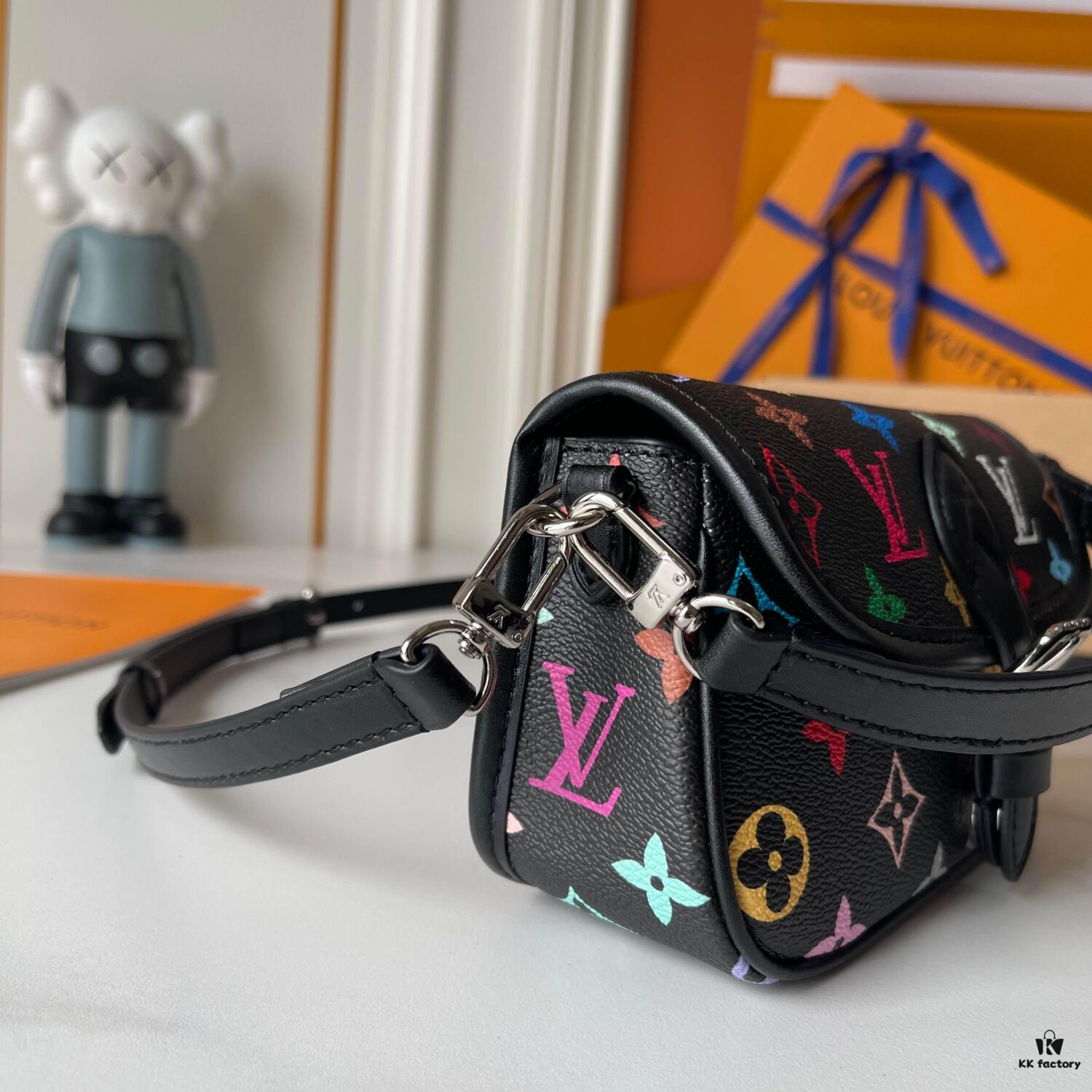 Upgraded Version [Real Photos, Original Background] (Quality Comparison) M14194 M83566 M83300 M45985 M83298 Baguette Bag Series, Details to Follow. Bai Sancui