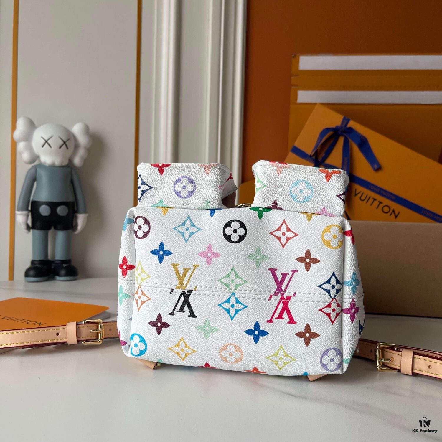 Upgraded Version [Actual Product Photography, Original Background] (Quality Comparison) VENICE Backpack M13081-M46836 White Multicolor (Takashi Murakami)