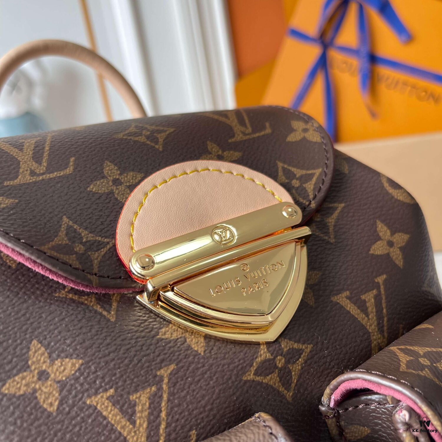 Upgraded Version [Real Photo, Original Background] (Quality Comparison) VENICE Backpack M13081-M46836 White Multicolor (Takashi Murakami)