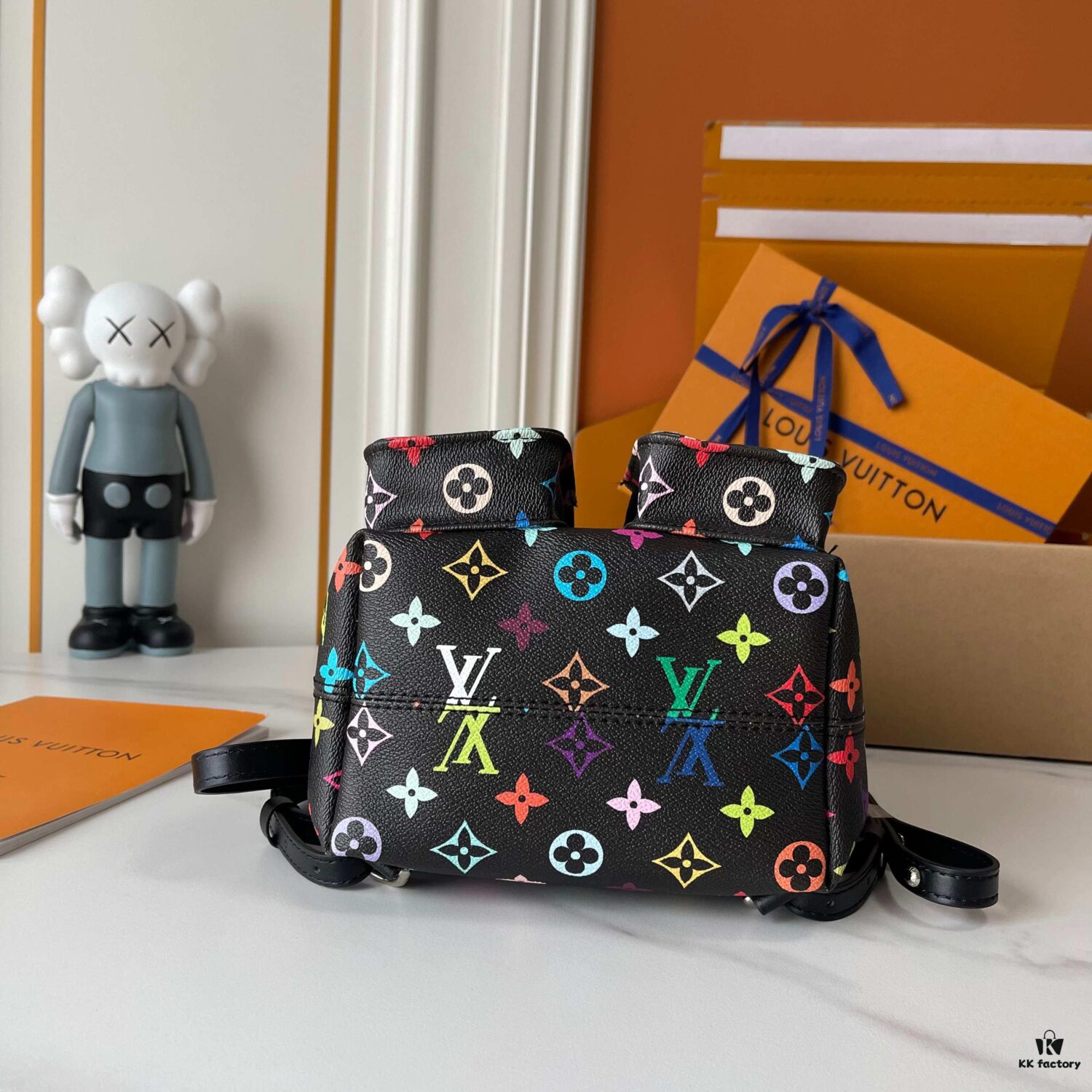 Upgraded Version [Real Photo, Own Background] (Quality Comparison) VENICE Backpack M13081-M46836 White Multicolor (Takashi Murakami)