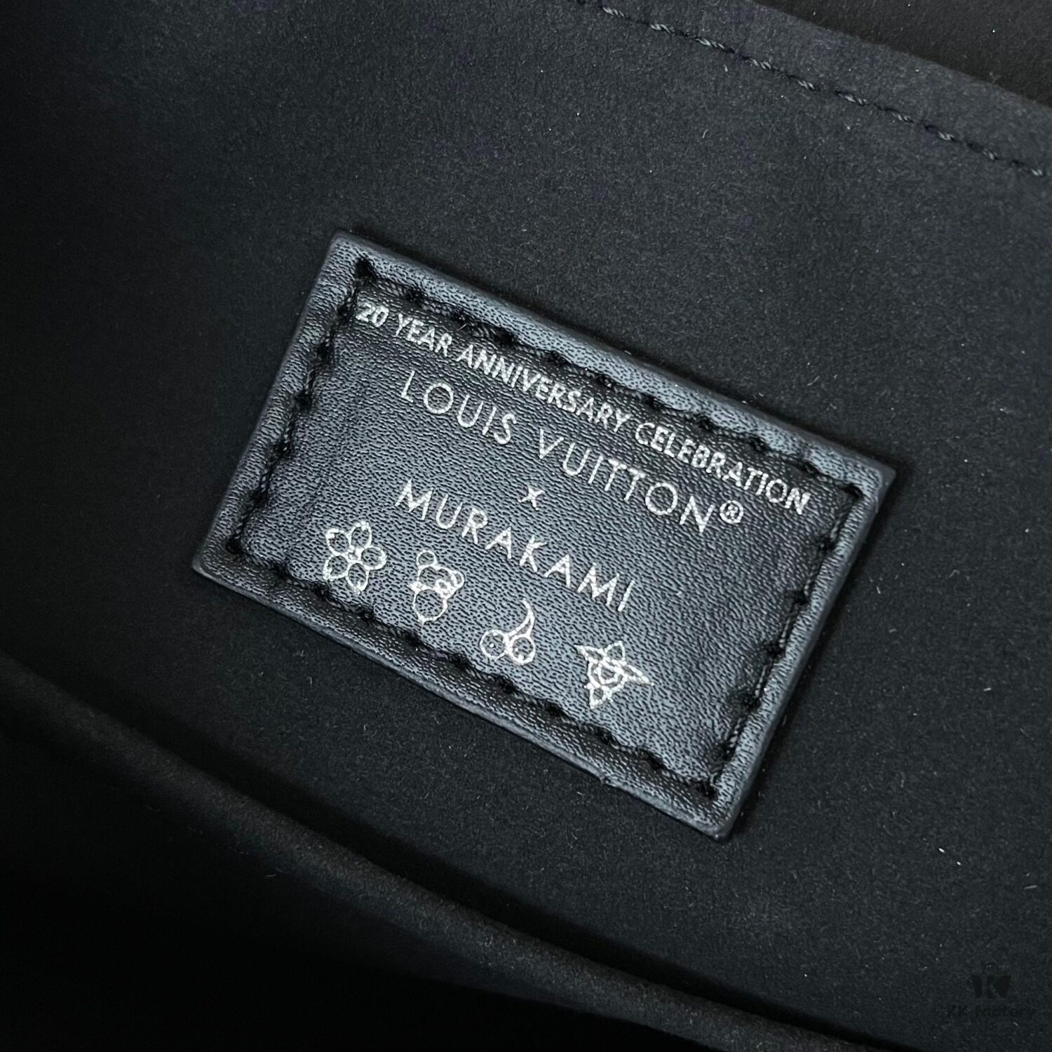 Upgraded Version [Real Photo, Own Background] (Quality Comparison) VENICE Backpack M13081-M46836 White Multicolor (Takashi Murakami)